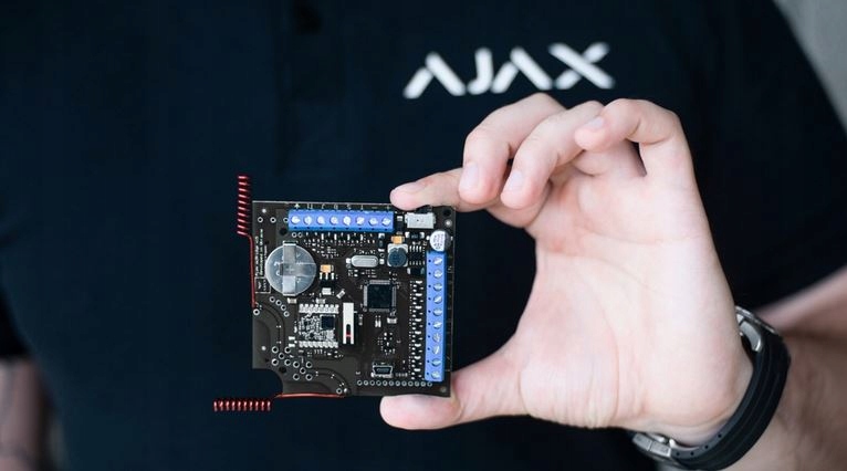 Odbiornik czujników radiowych AJAX ocBridge Plus Stan opakowania oryginalne