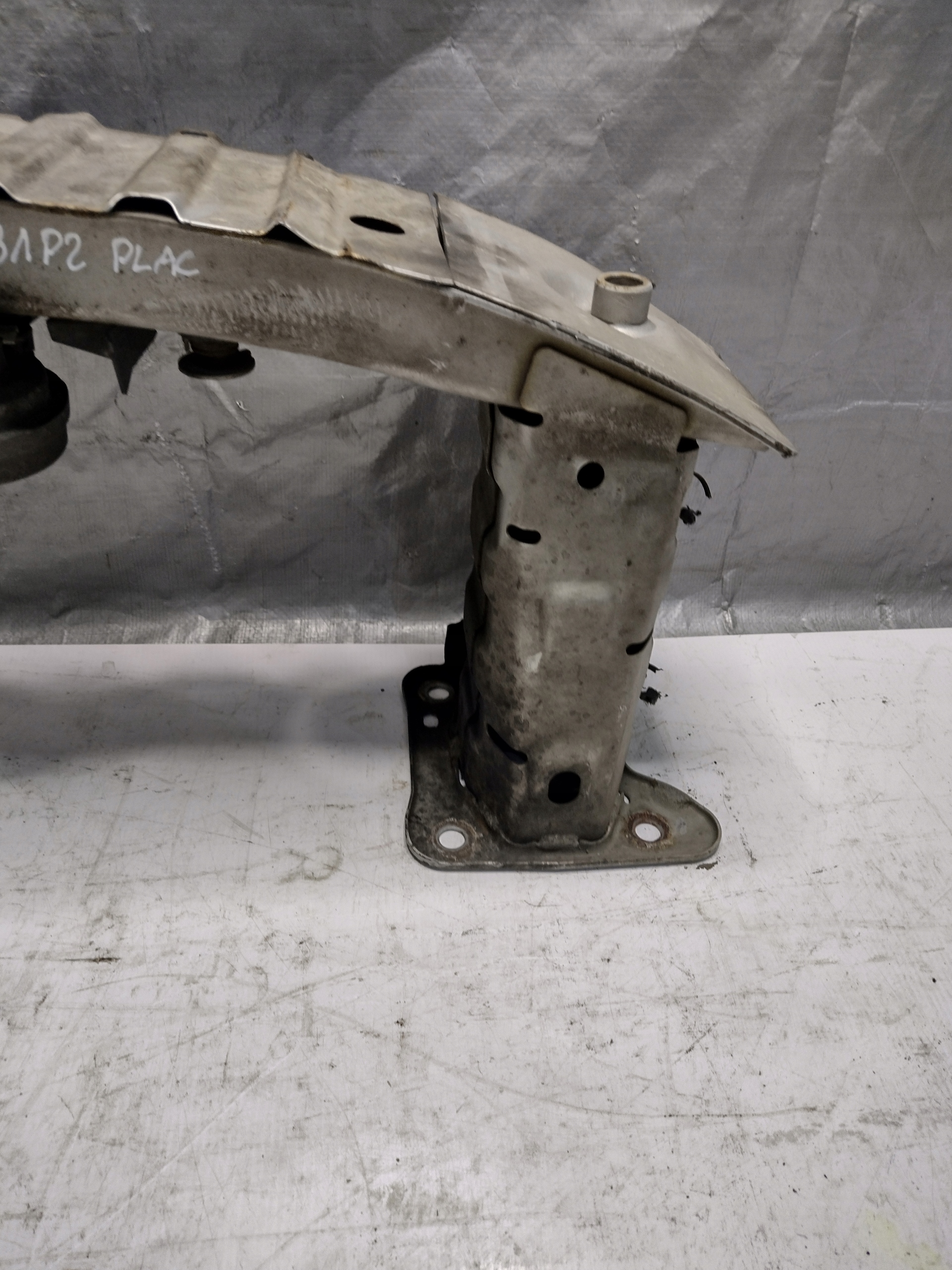 TRAVERSA paraurti Anteriore Ford Focus MK2 II