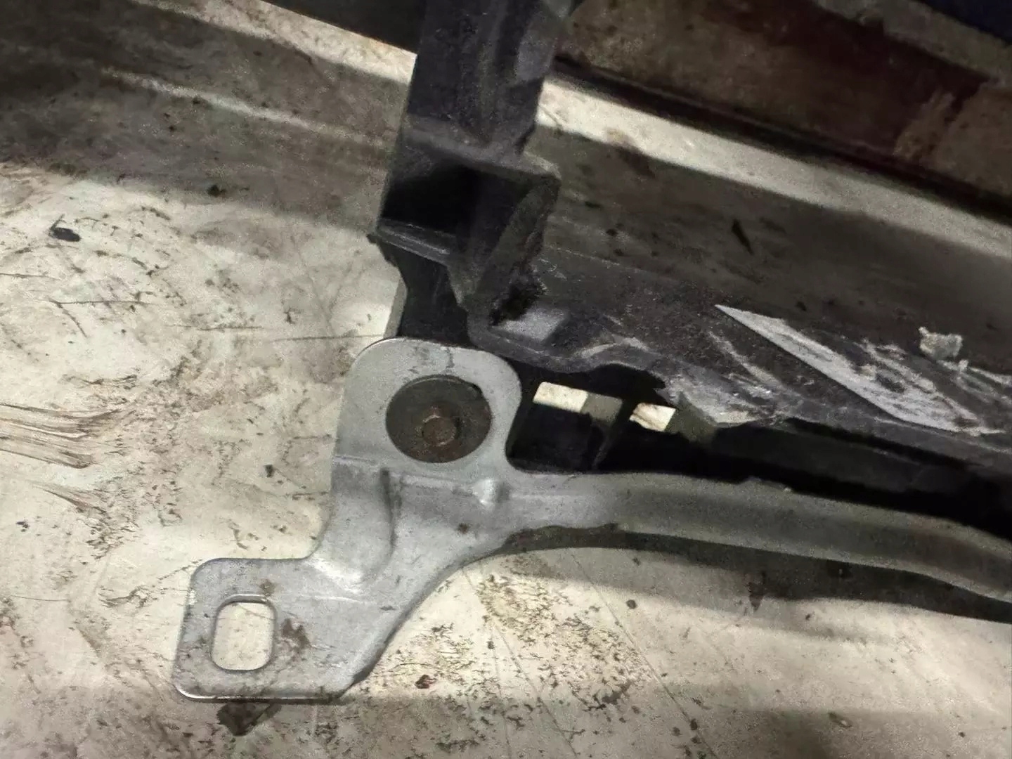 консоль торпеда подушки безопасности BMW III E90 E91