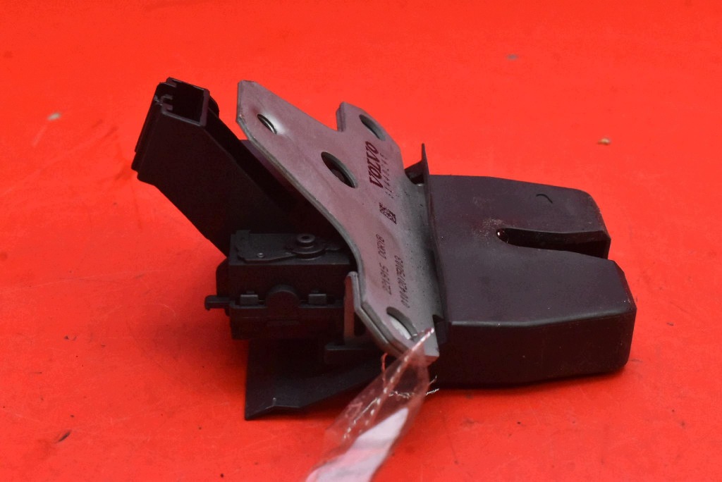 lock bonnet rear part boot 31440245 VOLVO V40 2 II 5D HB 12-16