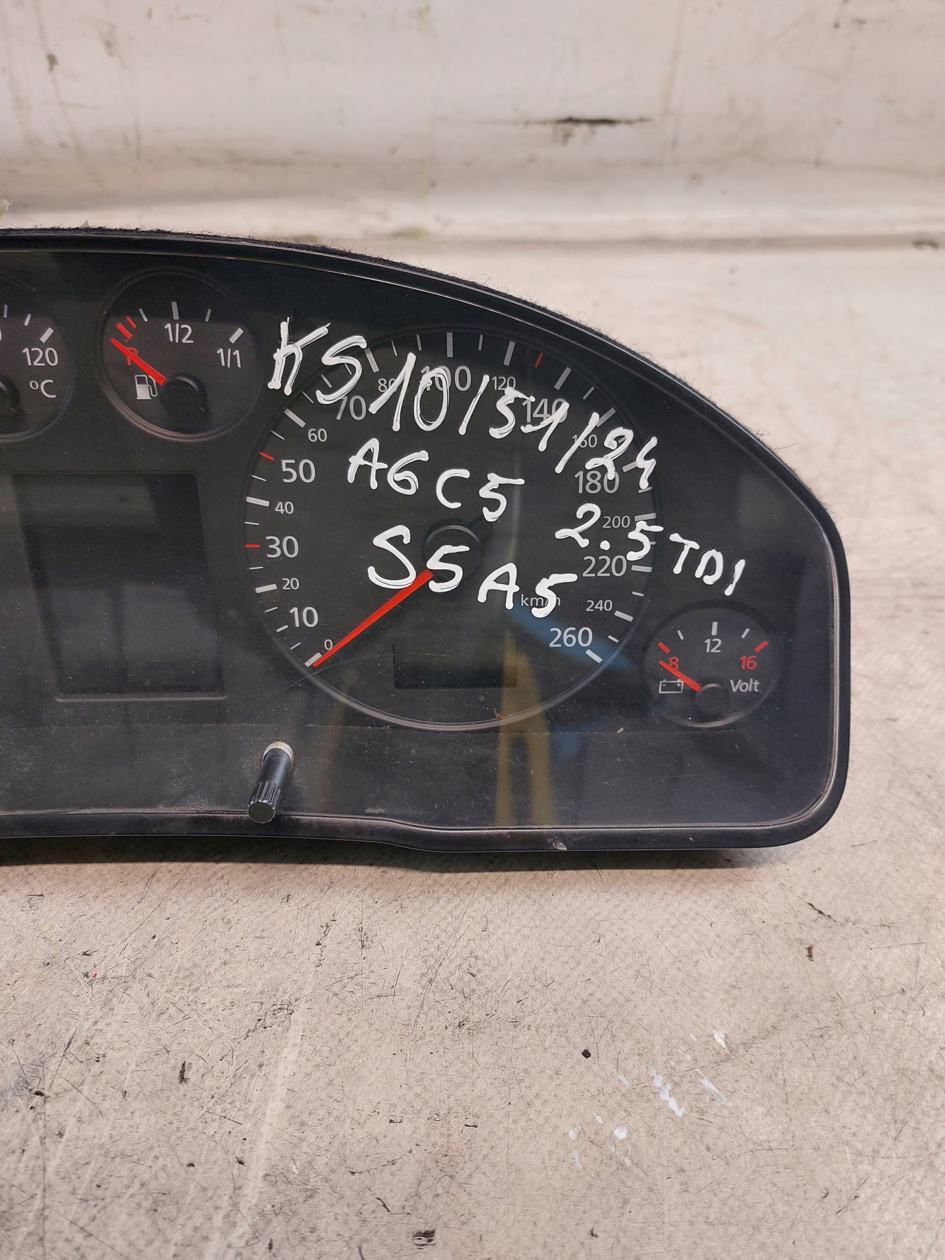 dials dials AUDI A6 C5 2.5TDI