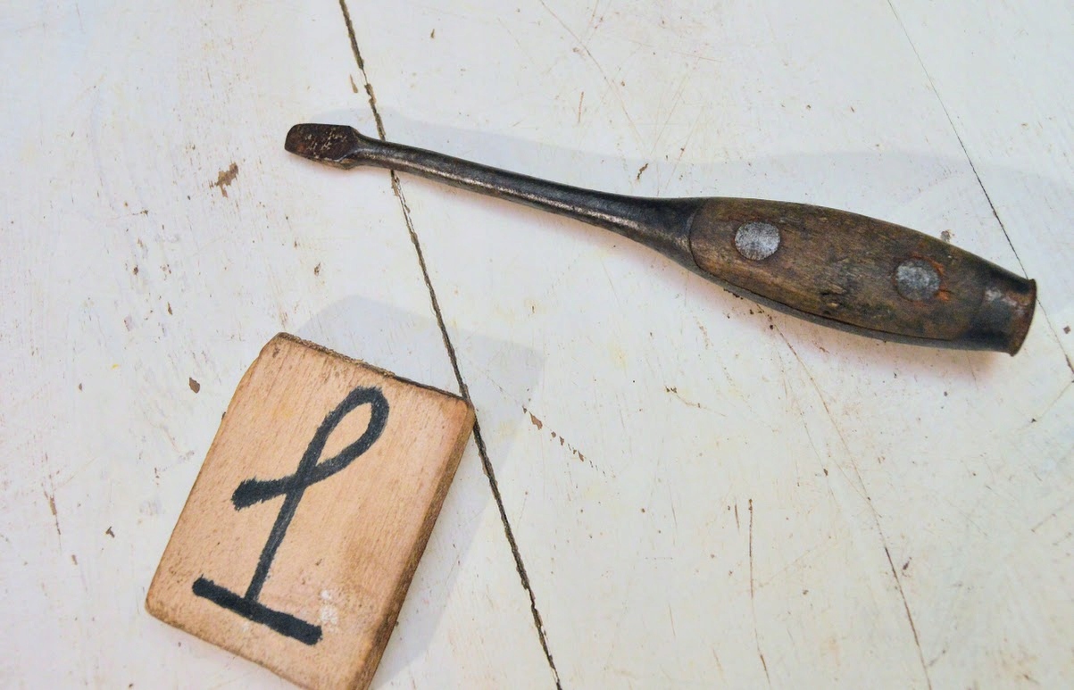 Stary oryginalny śrubokręt - 16 cm