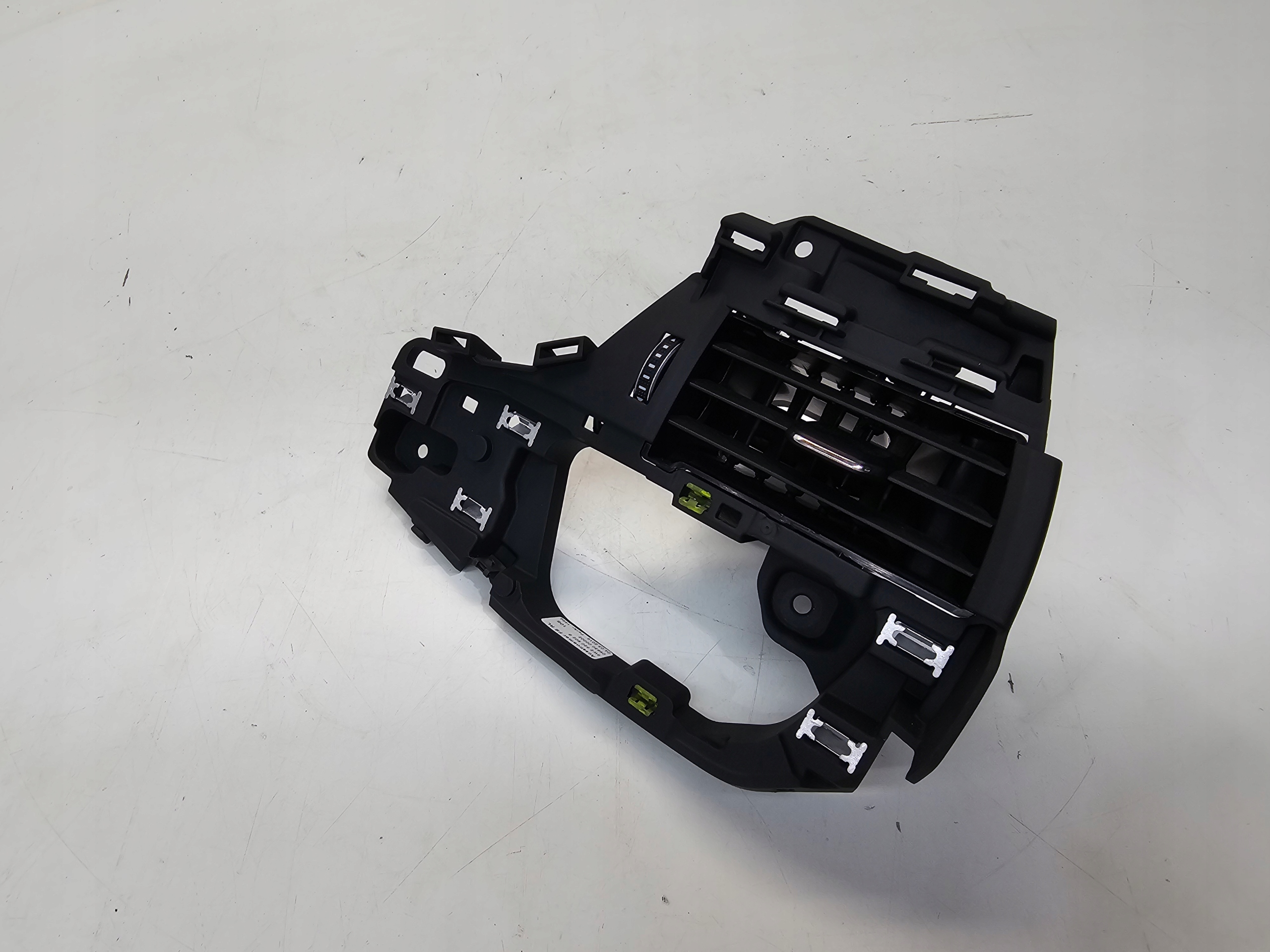 grid air conditioning devices right AUDI A4 B9 8W2820902B UK!