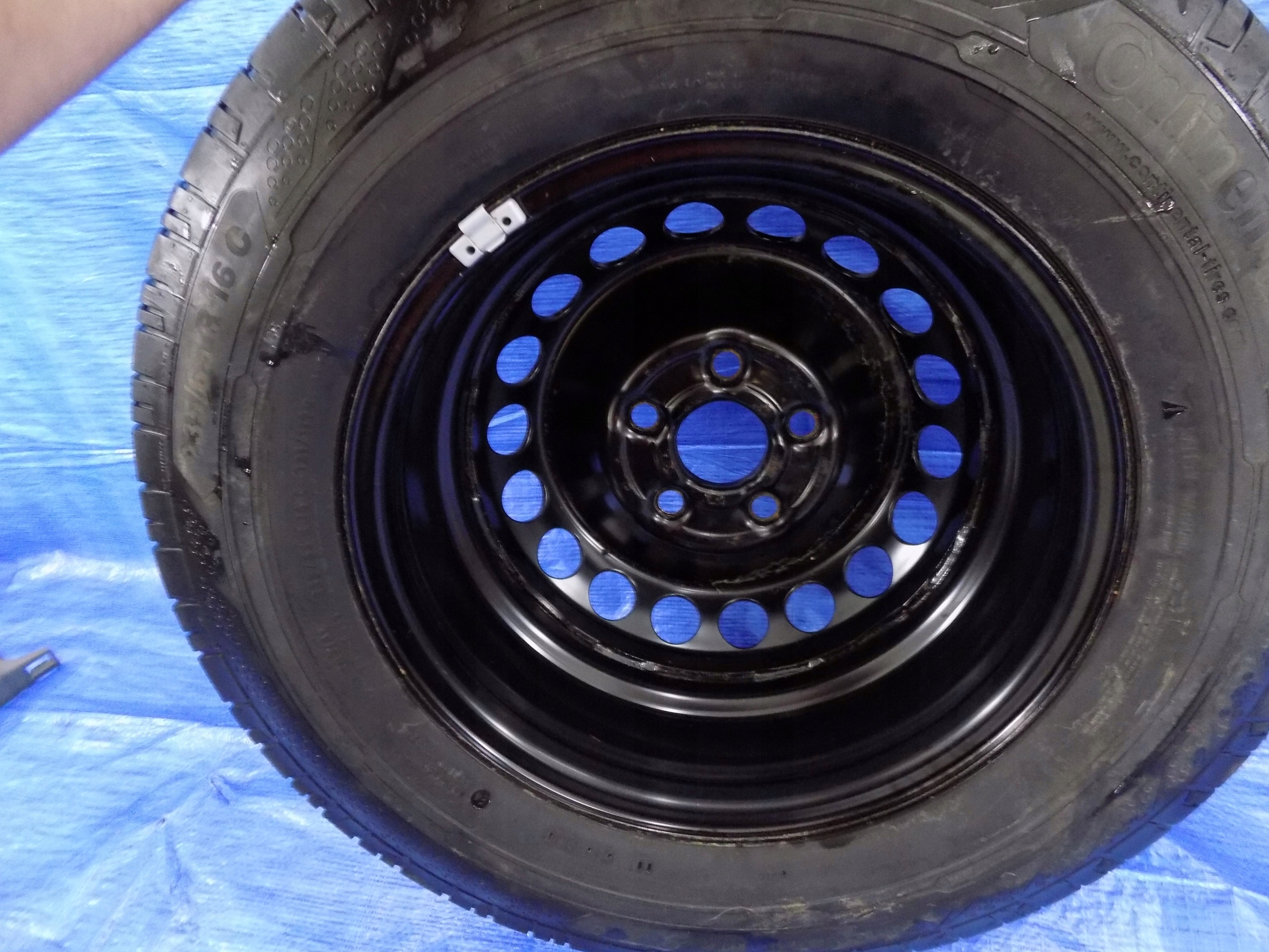 kolo disk 235/65/R16C CONTINENTAL VW CRAFTER II