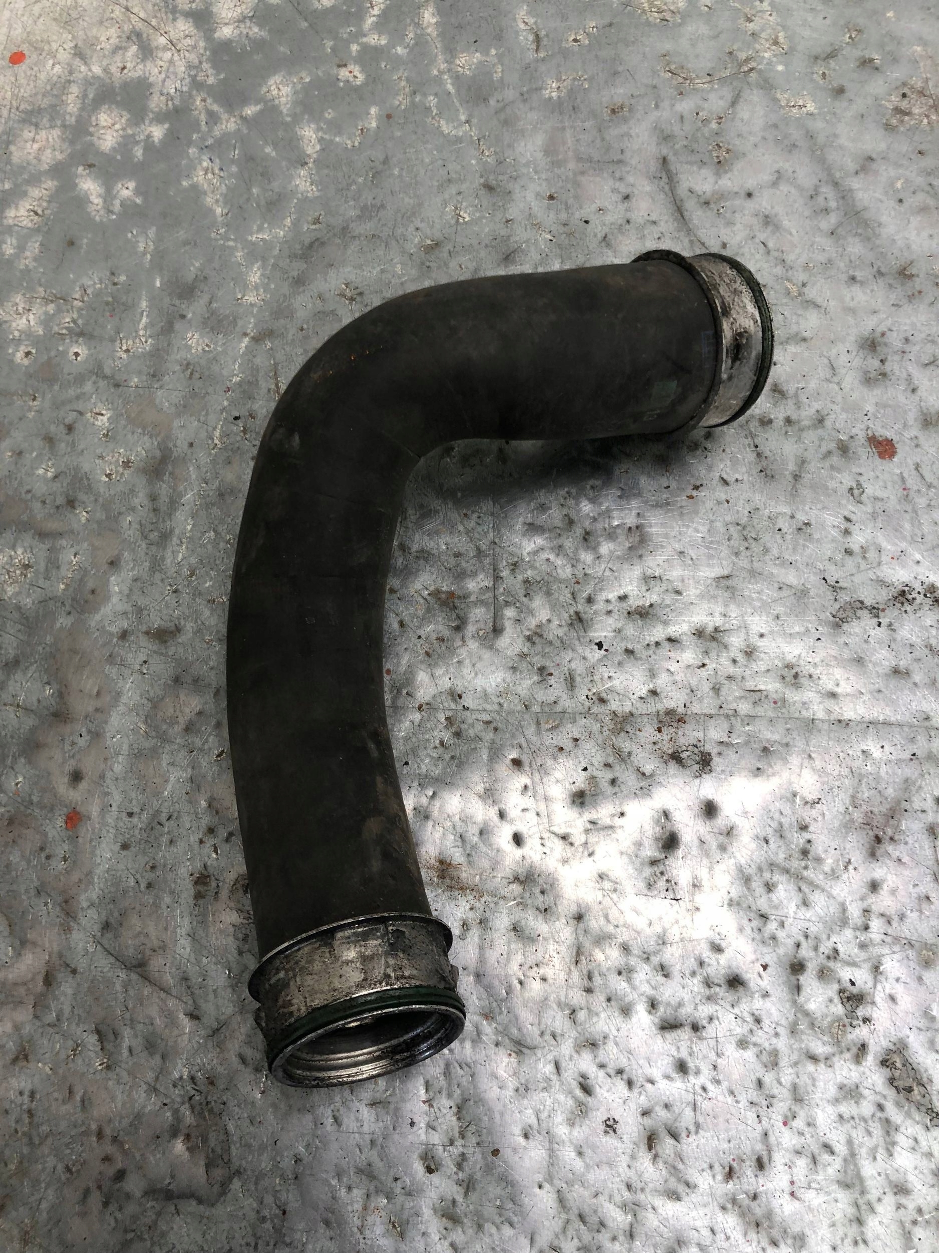 rohr Schlauch intercooler VW T5 7H0145709D