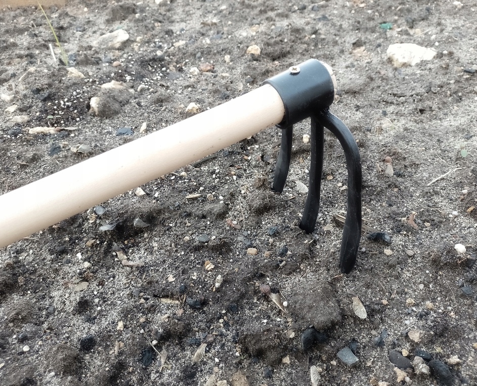 Motyka haka trójzębna z trzonkiem, motyka do ziemniaków