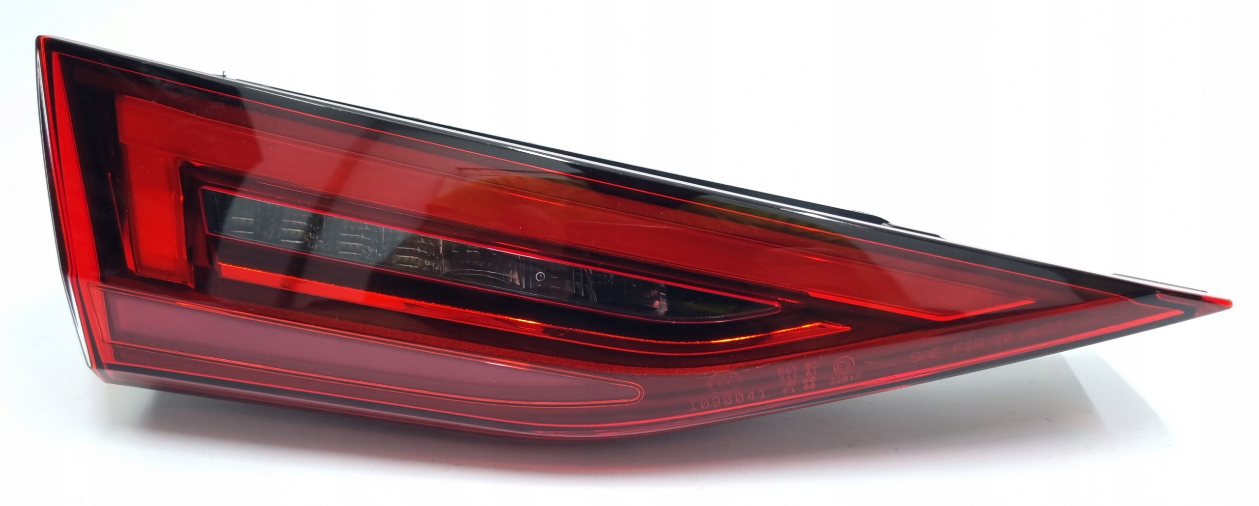 Lampa Led lewa tył Audi A3 8Y 8Y0945307 Numer katalogowy części 8Y0945307 A3 8Y