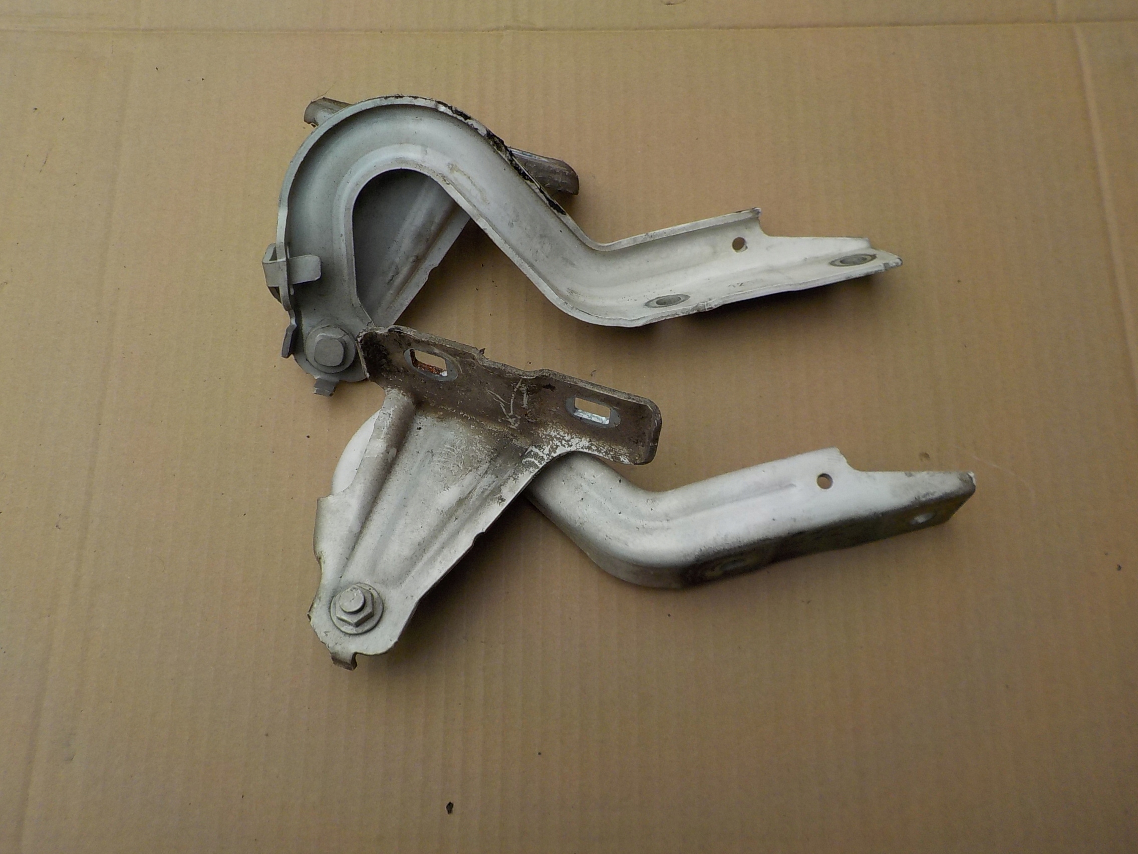 hinge bonnets left right komplet fiat 500L 2013r
