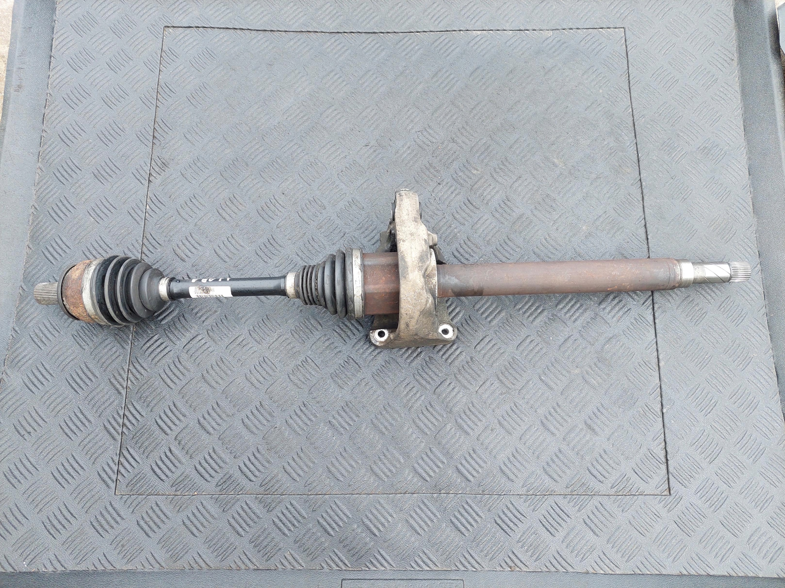 POLOS PRZOD PRZEDNIA PRAWA 31437521 VOLVO S60 II V60 I LIFT 2.0 D3 MANUAL