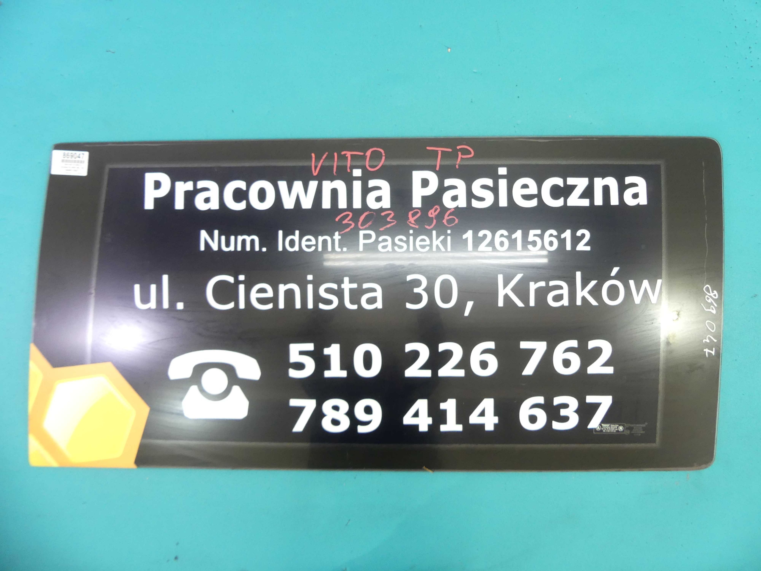 SZYBA DRZWI PRZESUWNYCH TYŁ PRAWA VITO W638