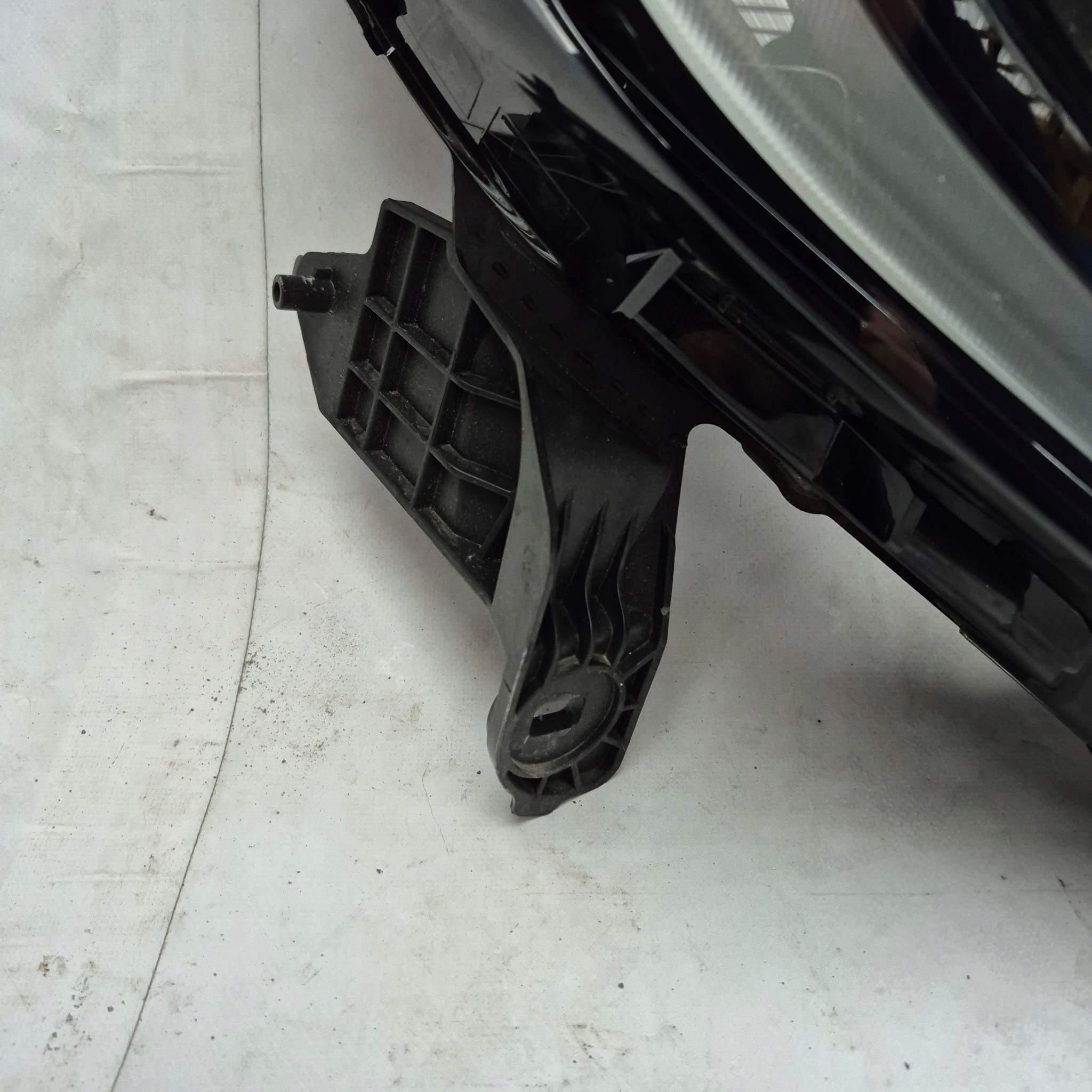 RENAULT MASTER IV 4 24- light right front front FULL LED 260106174R