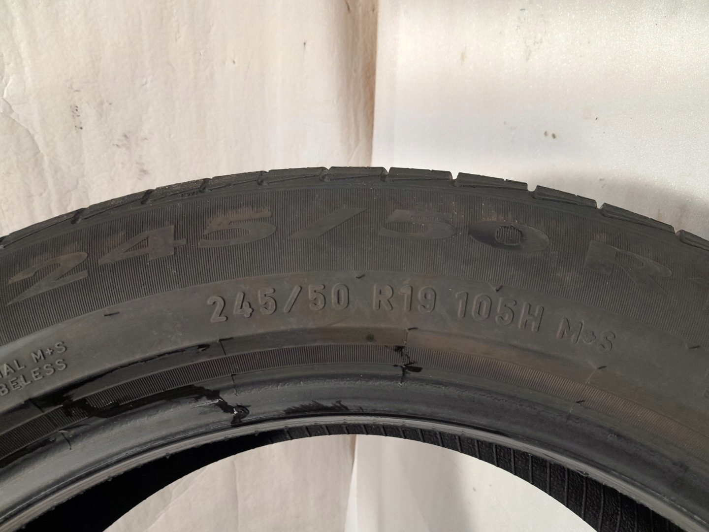 gomma Pirelli Cinturato P7 245/50 R19 105 W
