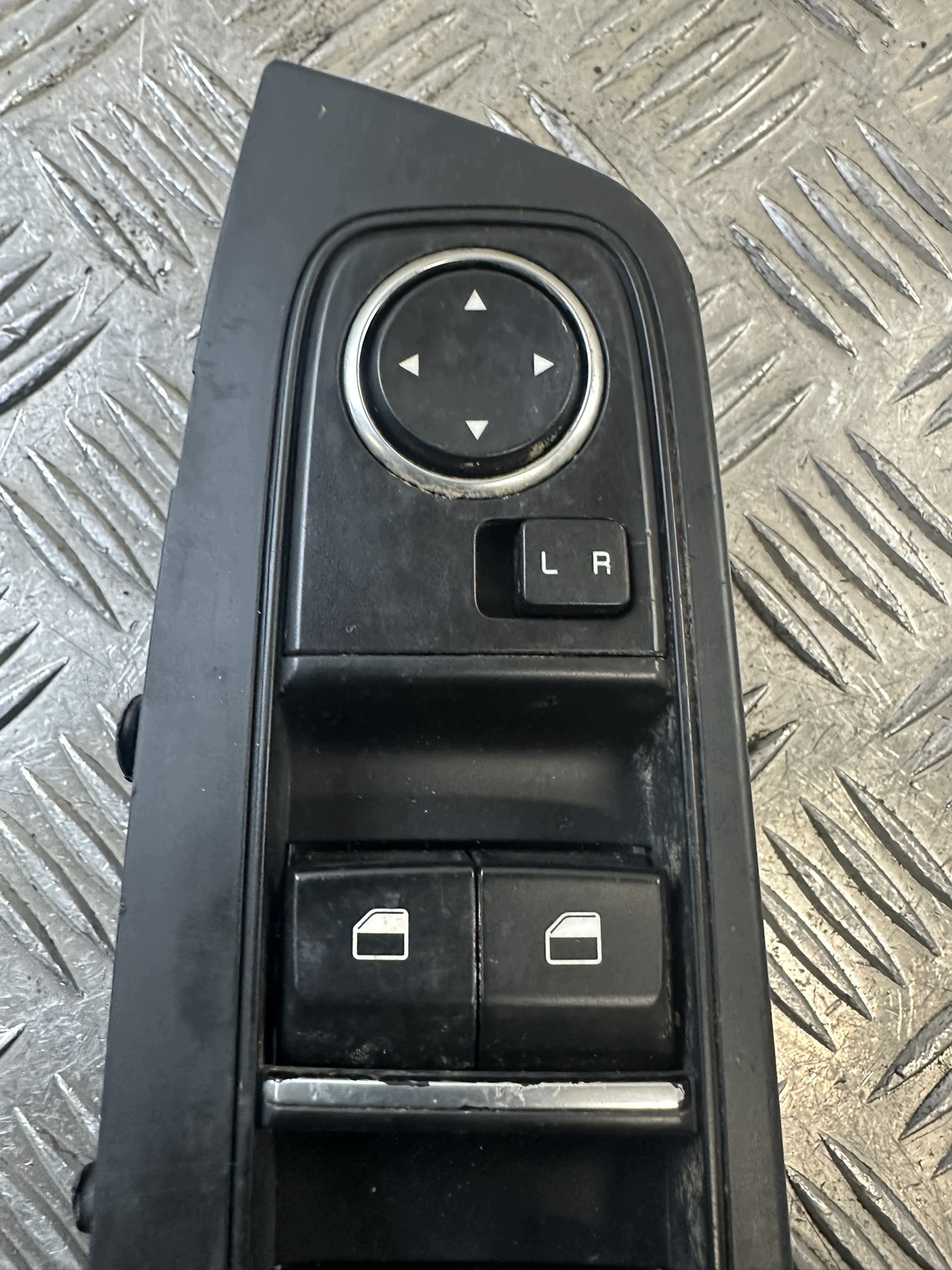 PANEL ovladac oken a zrcadel KIA PRO CEED III