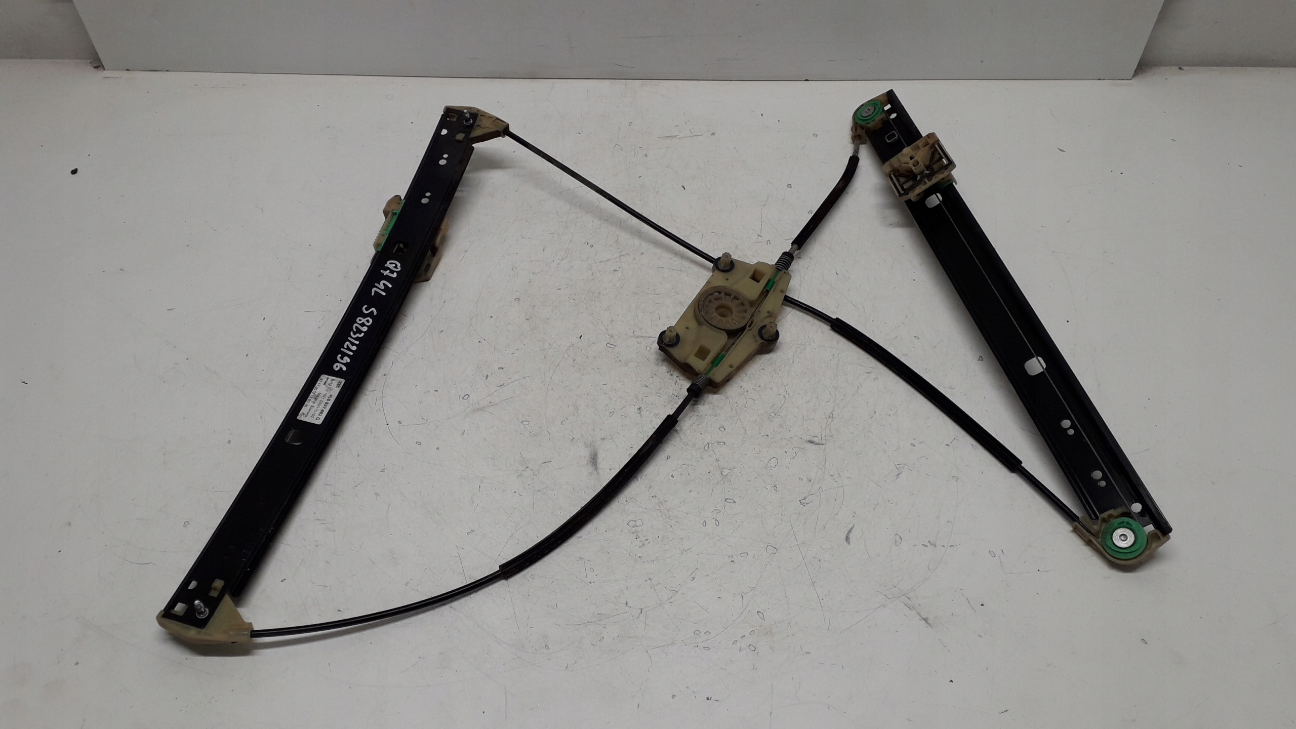 AUDI Q7 4L 05-15 MECHANIZM SZYBY PRAWY PRZÓD