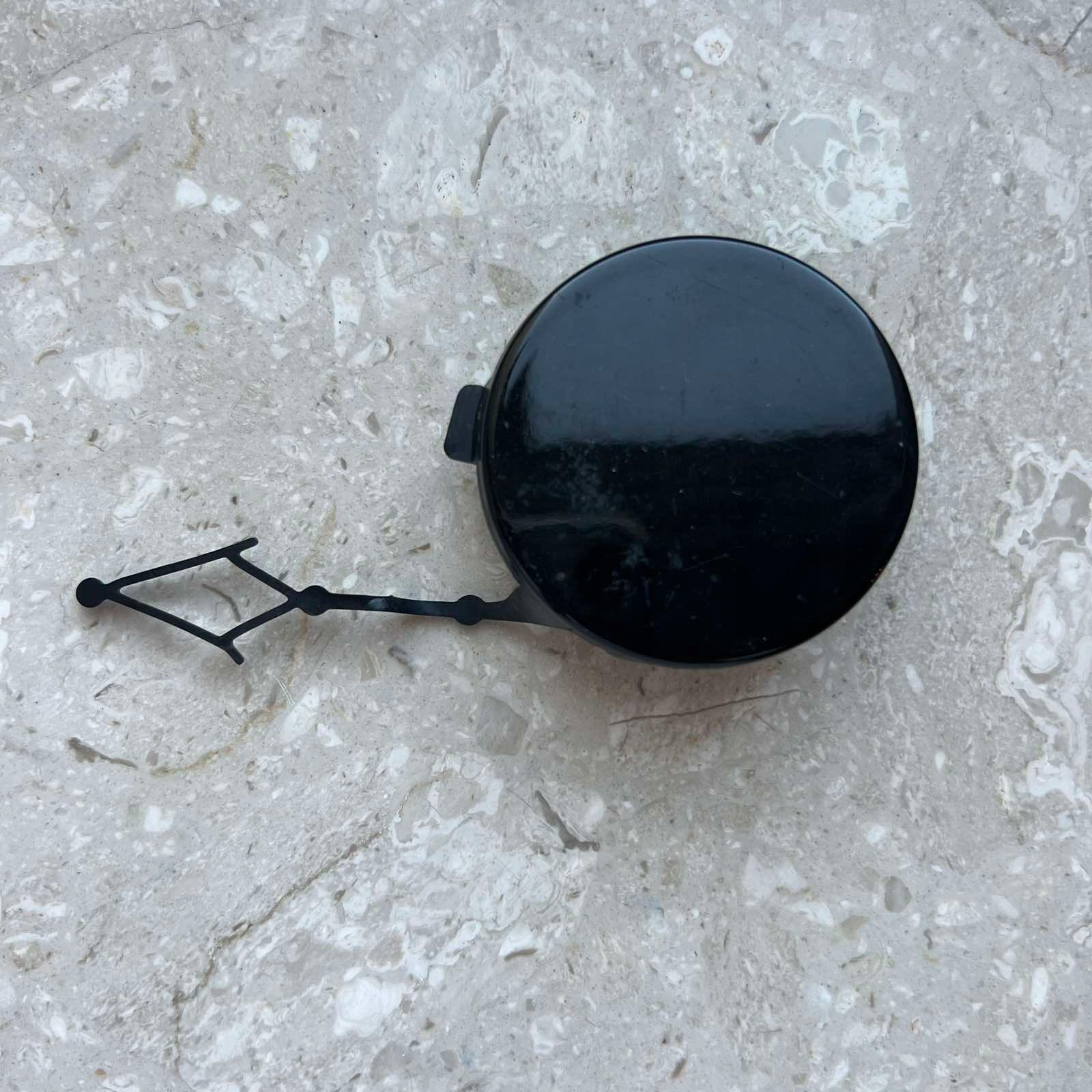 VW ID4 ID.4 2020- towing hook cap of a bumper front front 11A807241
