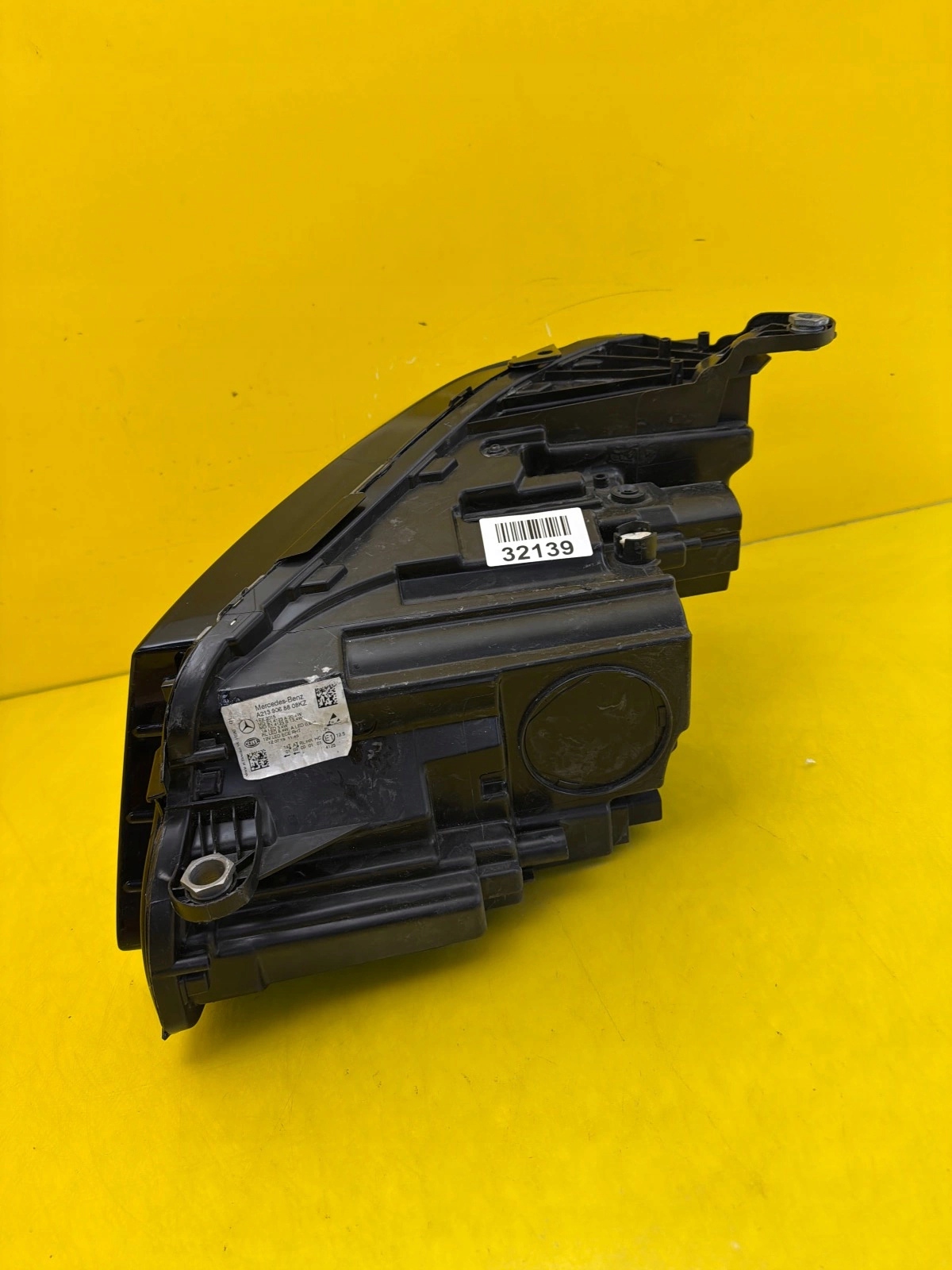 light right Mercedes E-Klasa W213 Full Led Performance A2139068808