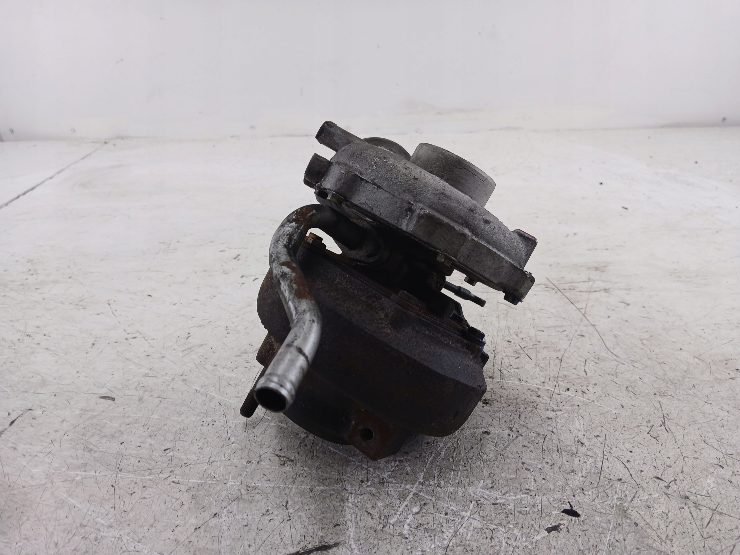 BMW E61 E60 3.0 D turbo TURBINA 7791709E
