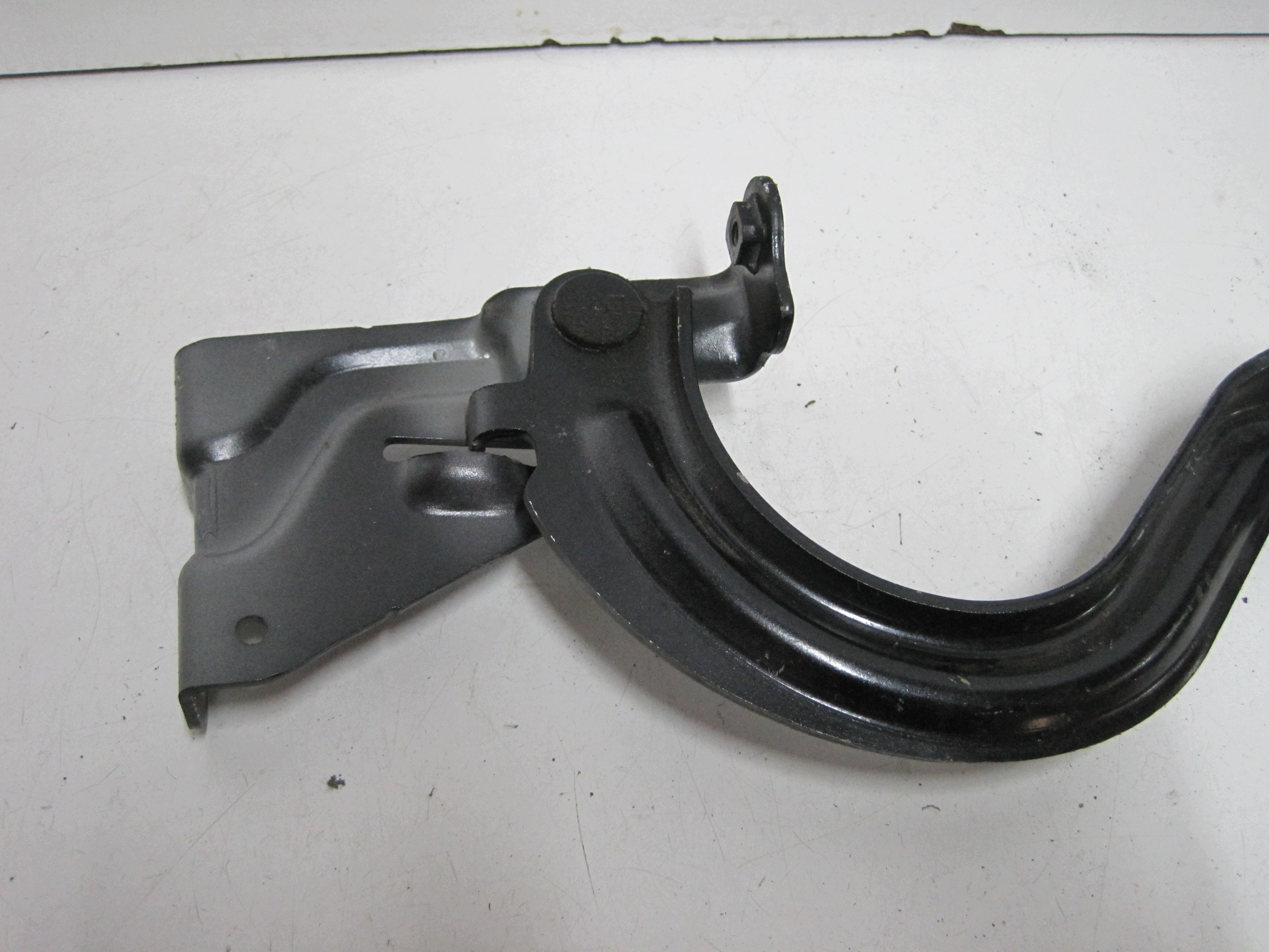 bonnet hinges left TOYOTA YARIS CROSS 23R