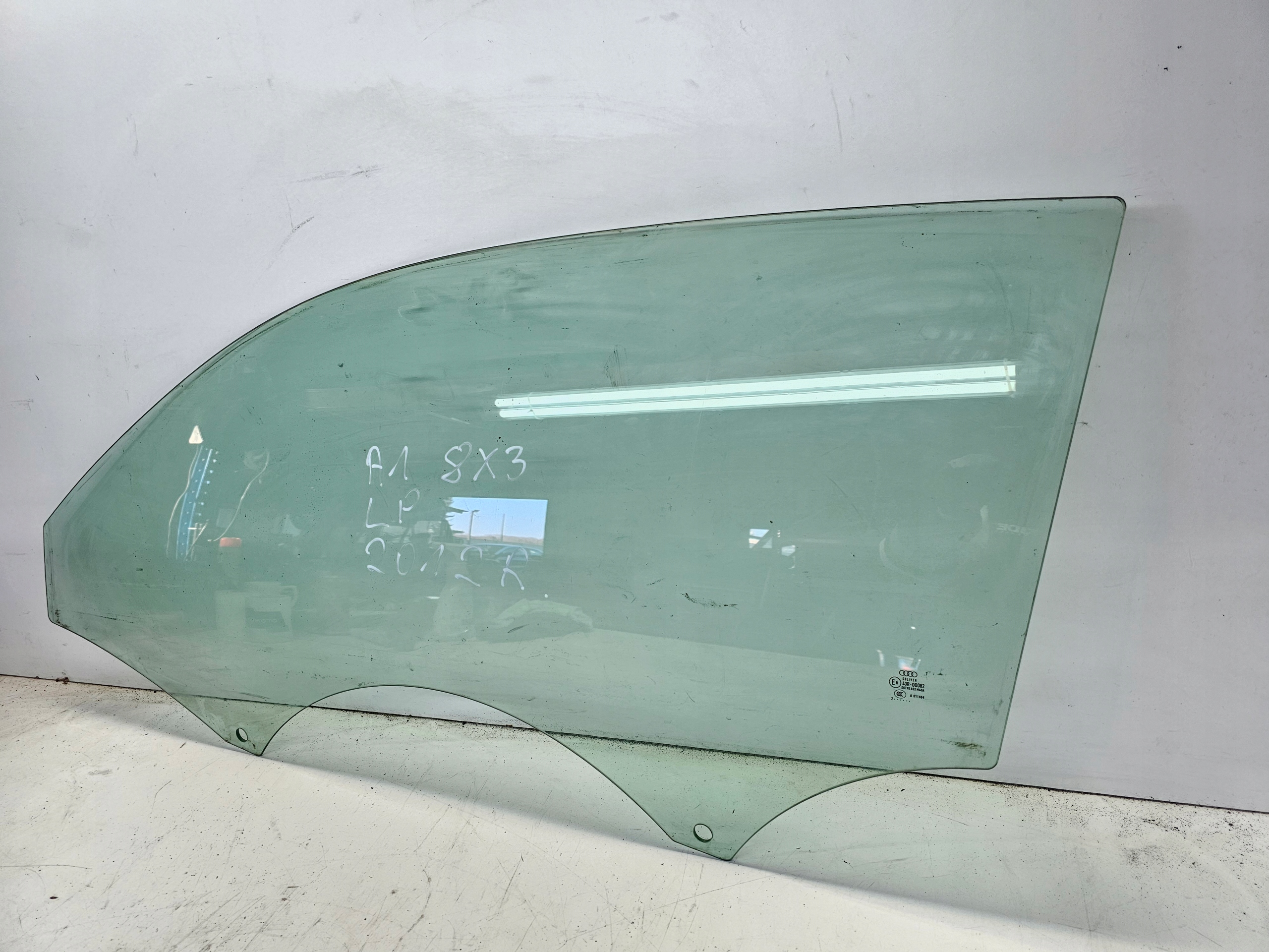 window door left front AUDI A1 8X 3-door 2012R