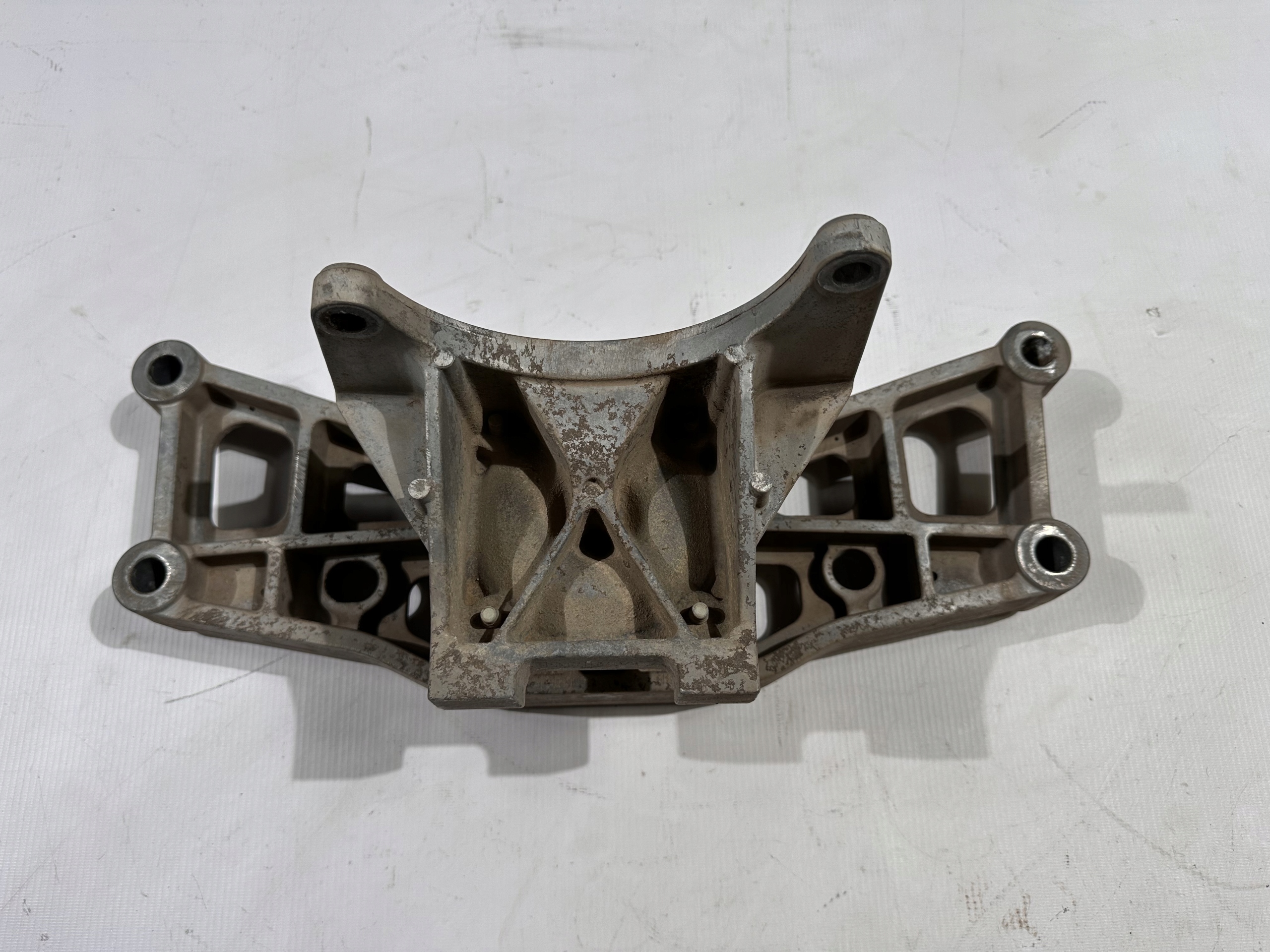 holder holder gearbox mounting Dodge Charger Challenger 3.6 V6