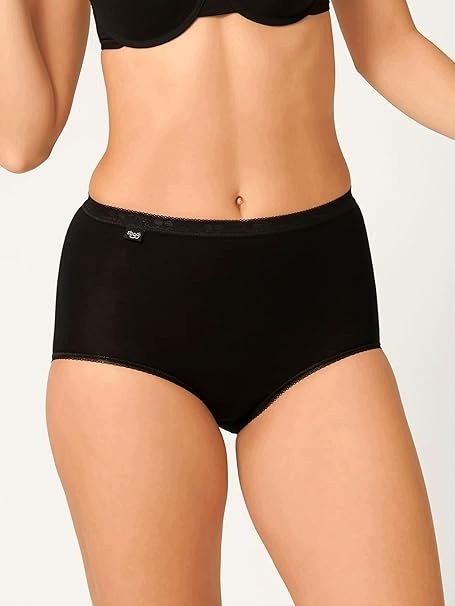 Sloggi 4 Pack Černé Maxi Bezešvé Kalhotky S Krajkovým Lemem 46 7FH