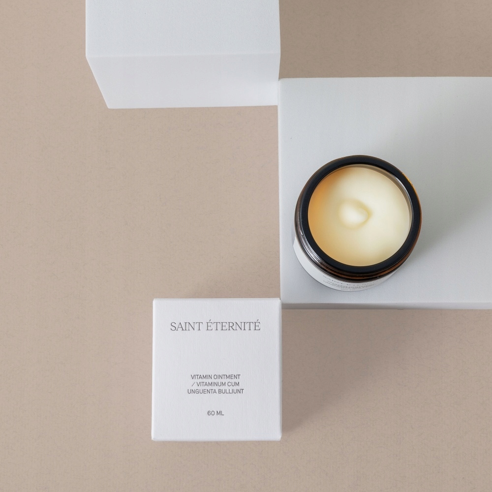 MAŚĆ WITAMINOWA witaminą A + E oraz C ochronna GŁEBOKO NAWILŻAJACA odżywia Wielkość Produkt pełnowymiarowy