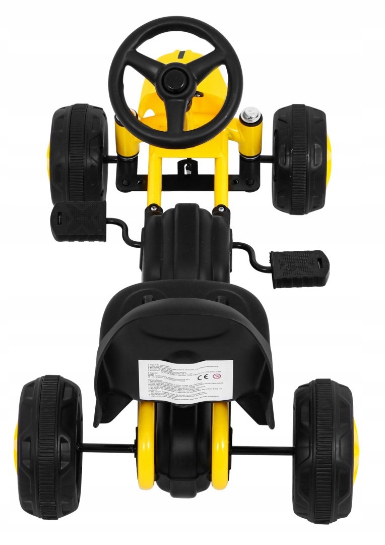Педальный картинг автомобиль для детей до 30 кг. Цвет доминирующий желтый