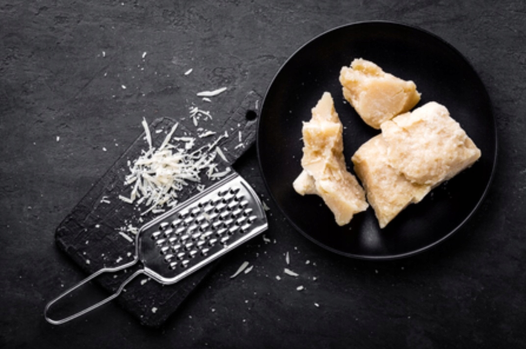 TARKA DO SERA CYTRYNY CZOSNKU IMBIRU ORZECHÓW Materiał obudowy metal