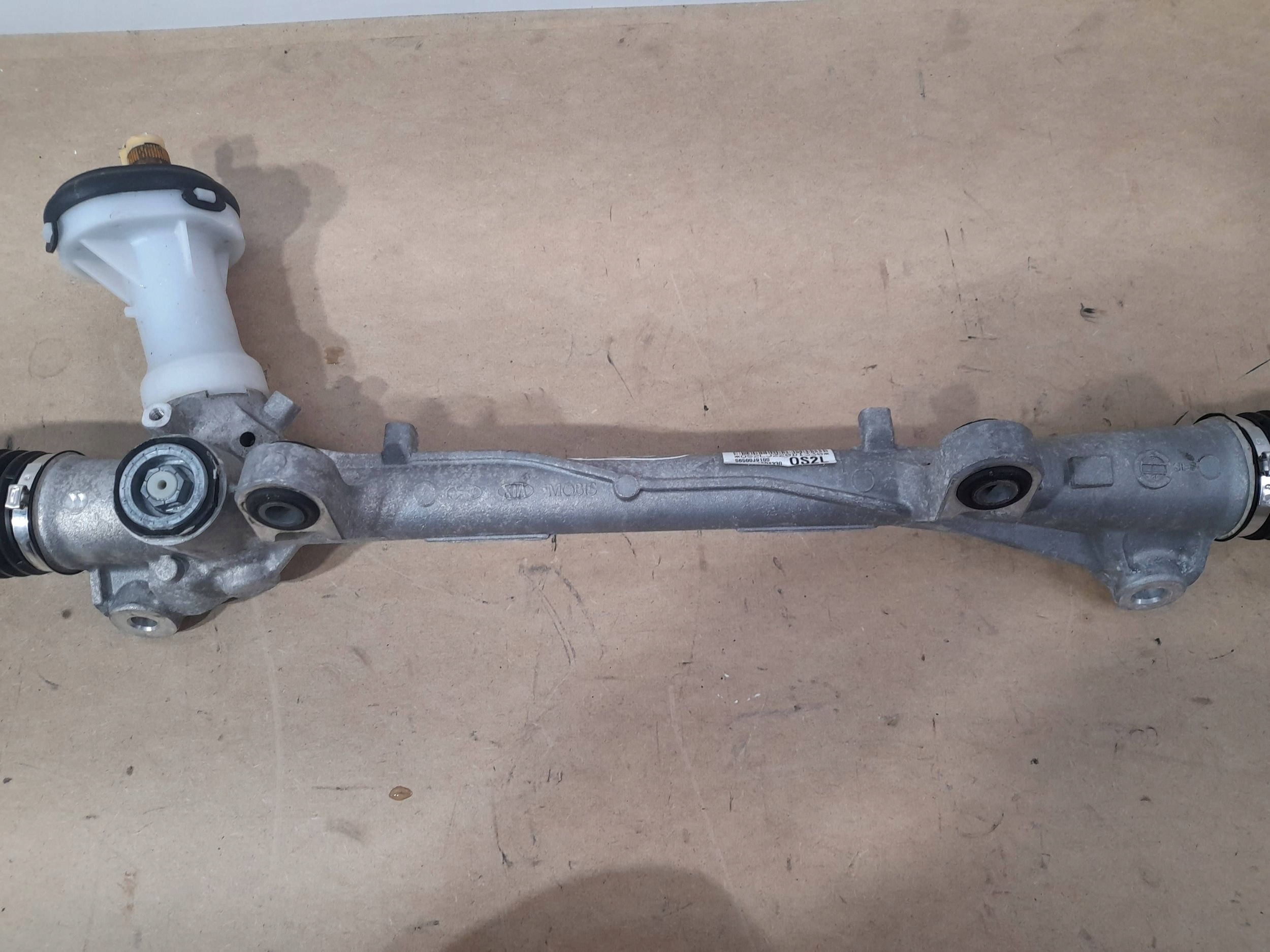 Hyundai Kona and control 56500J9100 (Y286)