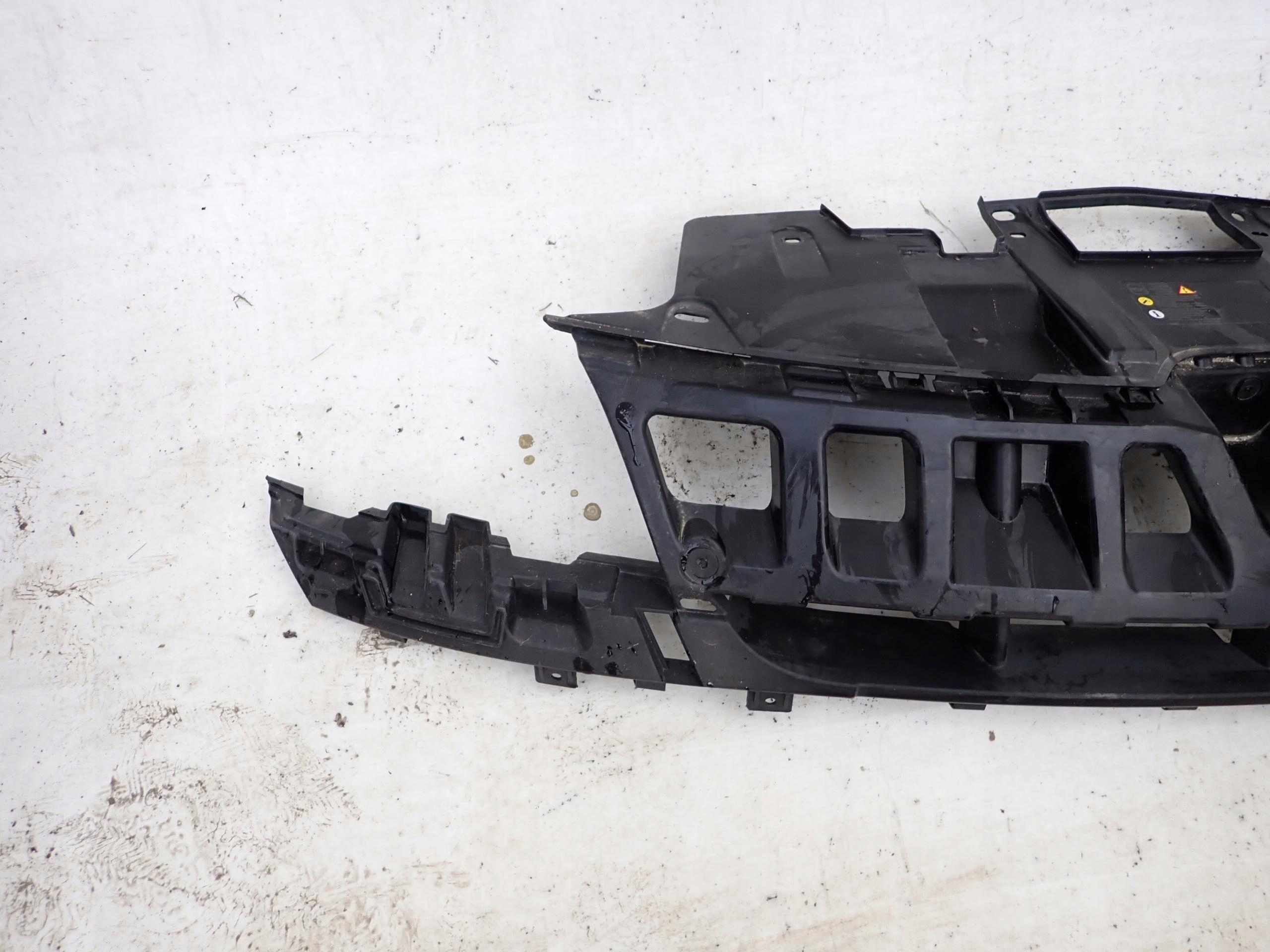 RENAULT MEGANE III 08- pillar holder GRILLA 620369901R