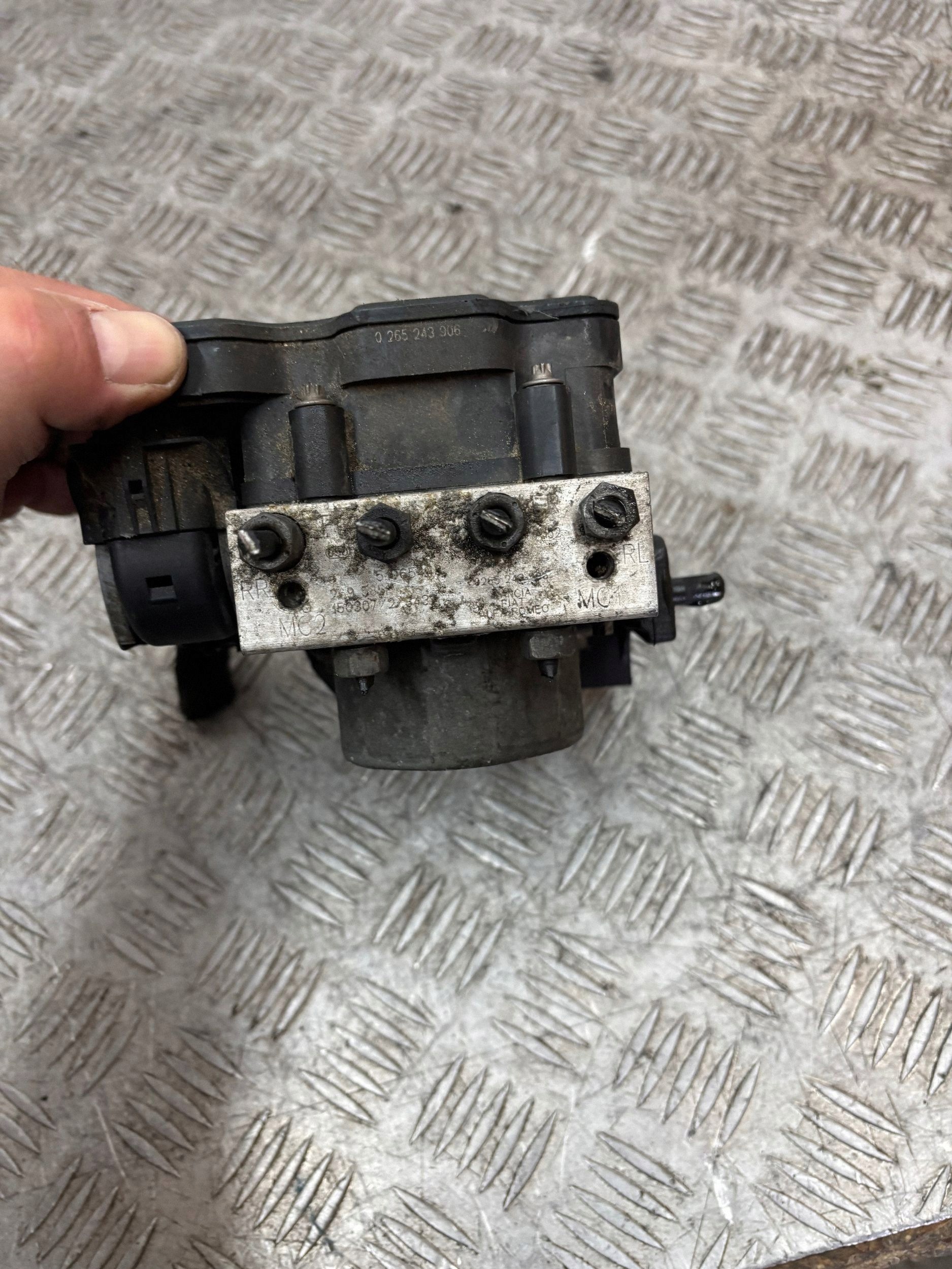pompa ABS FIAT PANDA III 0265243906