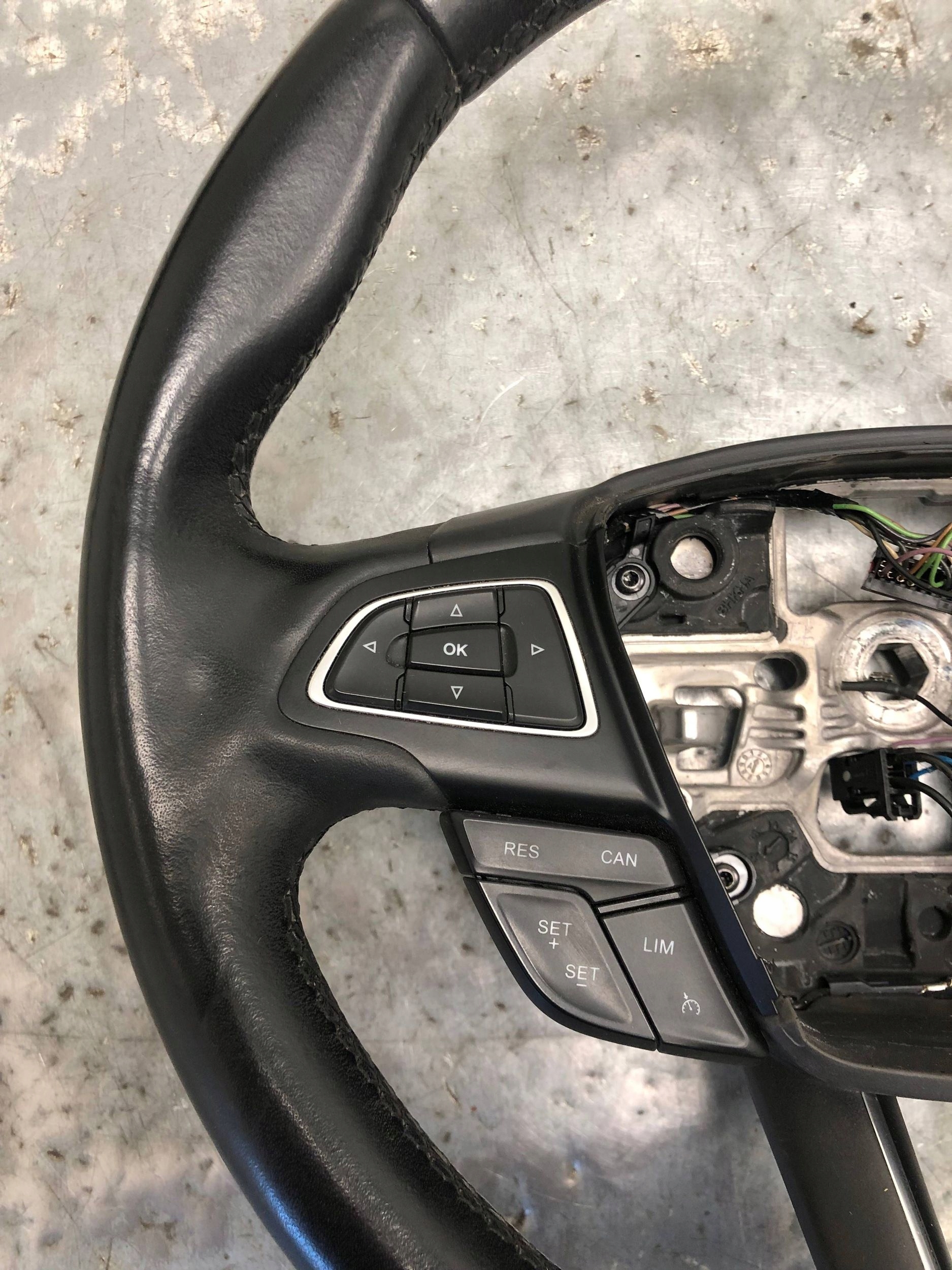 lenkrad Leder GRZANA MULTIFUNKCJA FORD KUGA MK2 LIFT