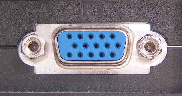 KABEL VGA - VGA D-SUB DO MONITORA FULL HD FHD 2m Kod producenta VGA-2m-new