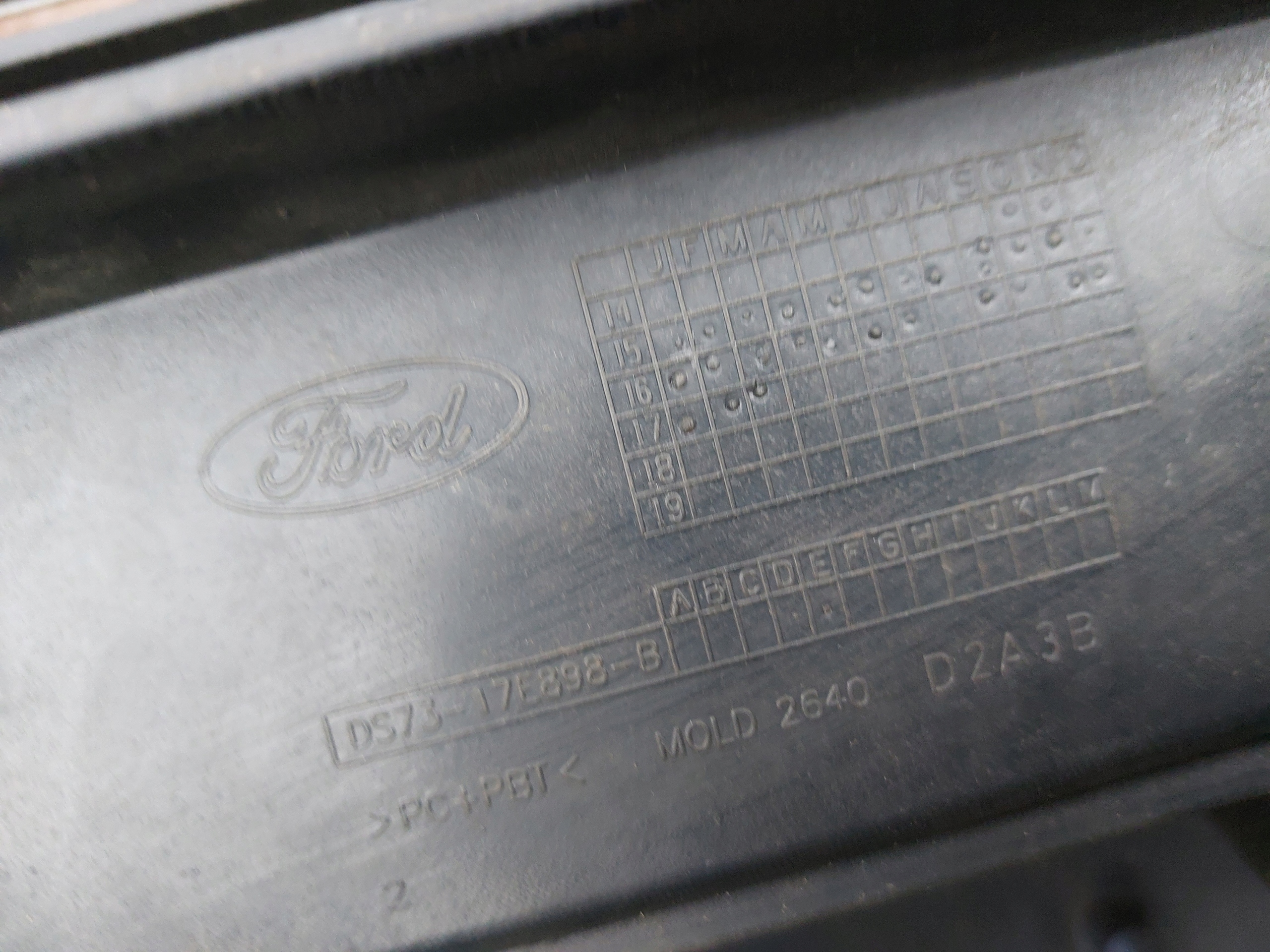 bumper front FORD MONDEO MK5 17r TITANIUM Deep Impact Blue