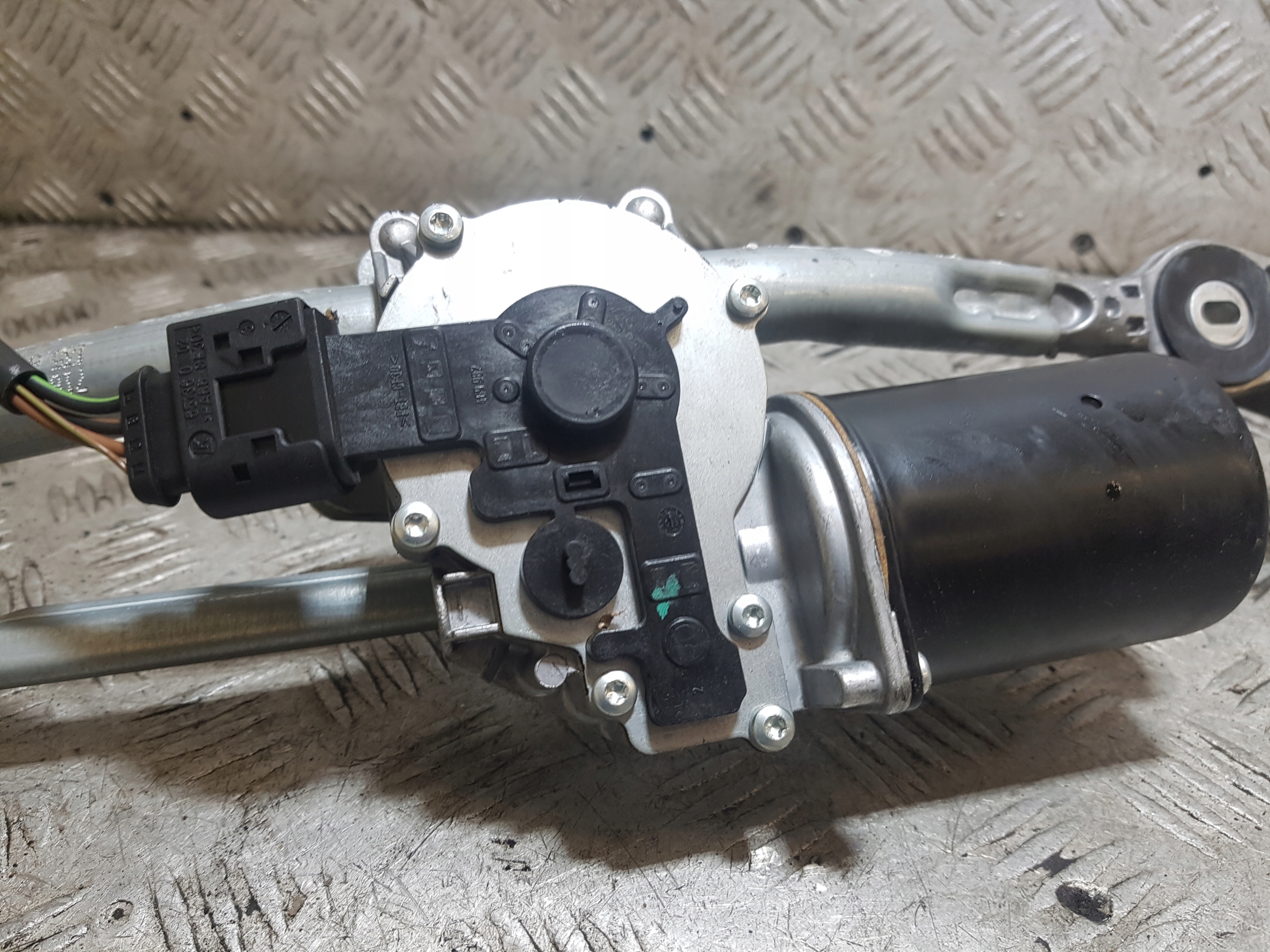 mehanizam brisača prednji dio BMW E90 404959