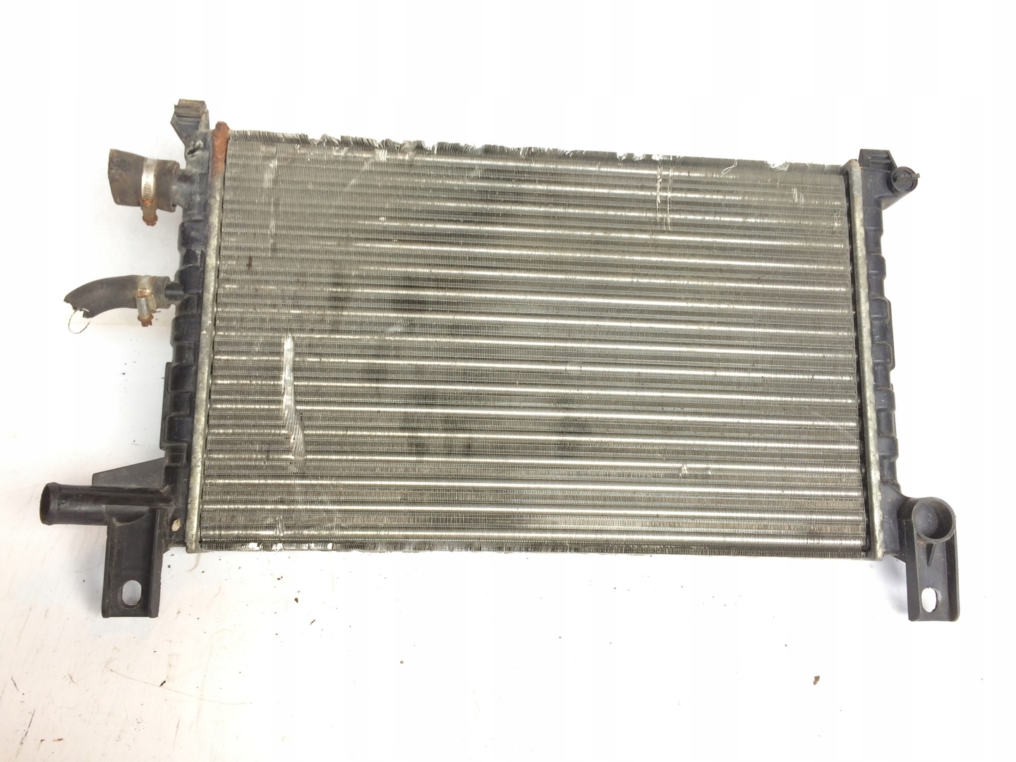 radiator FORD FIESTA 2411A218 FORD