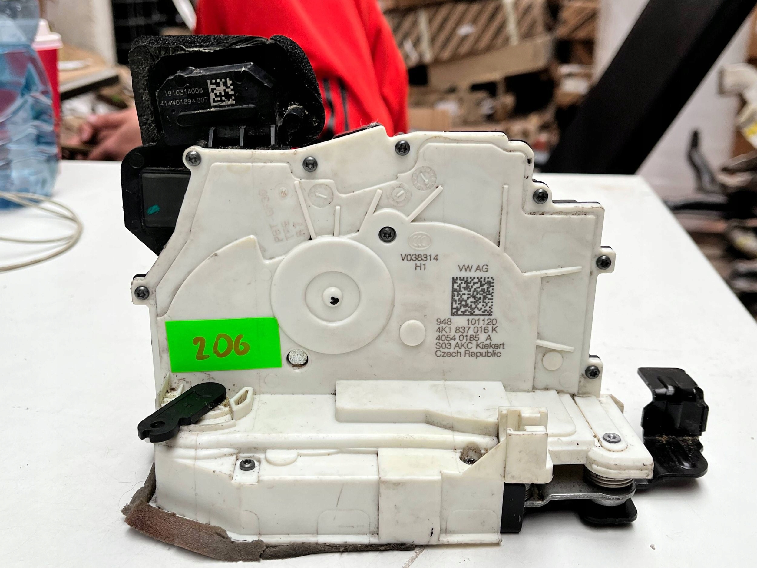 original lock door right front Audi RS Q8 4K1837016K !J