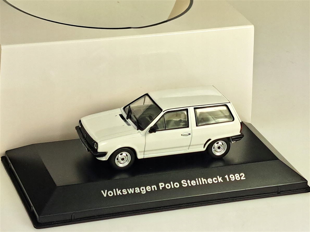 IXO VOLKSWAGEN POLO II 1981-1994 White 1:43 14767375716 