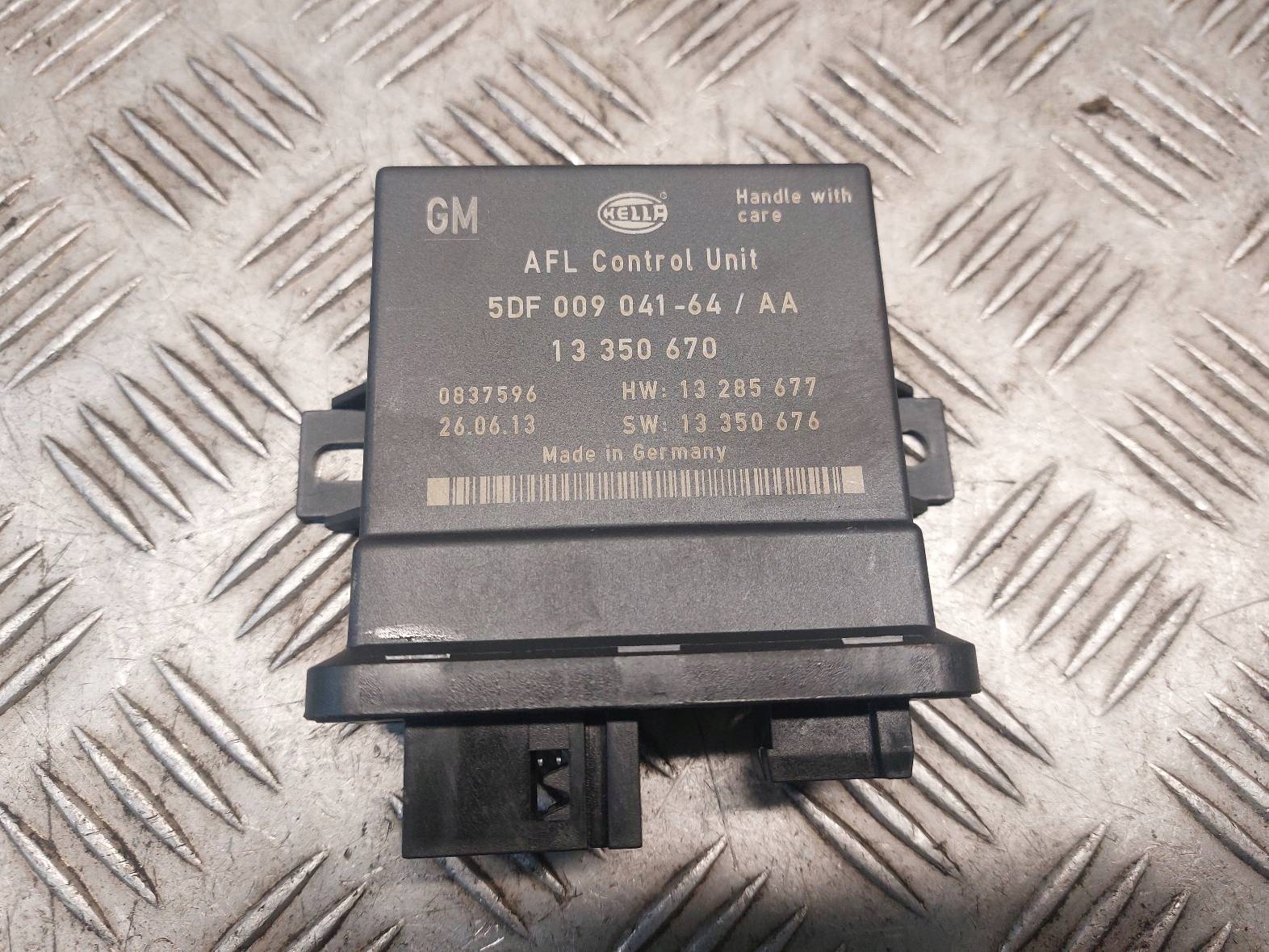 modulo Centralina luci OPEL INSIGNIA A LIFT 13350670