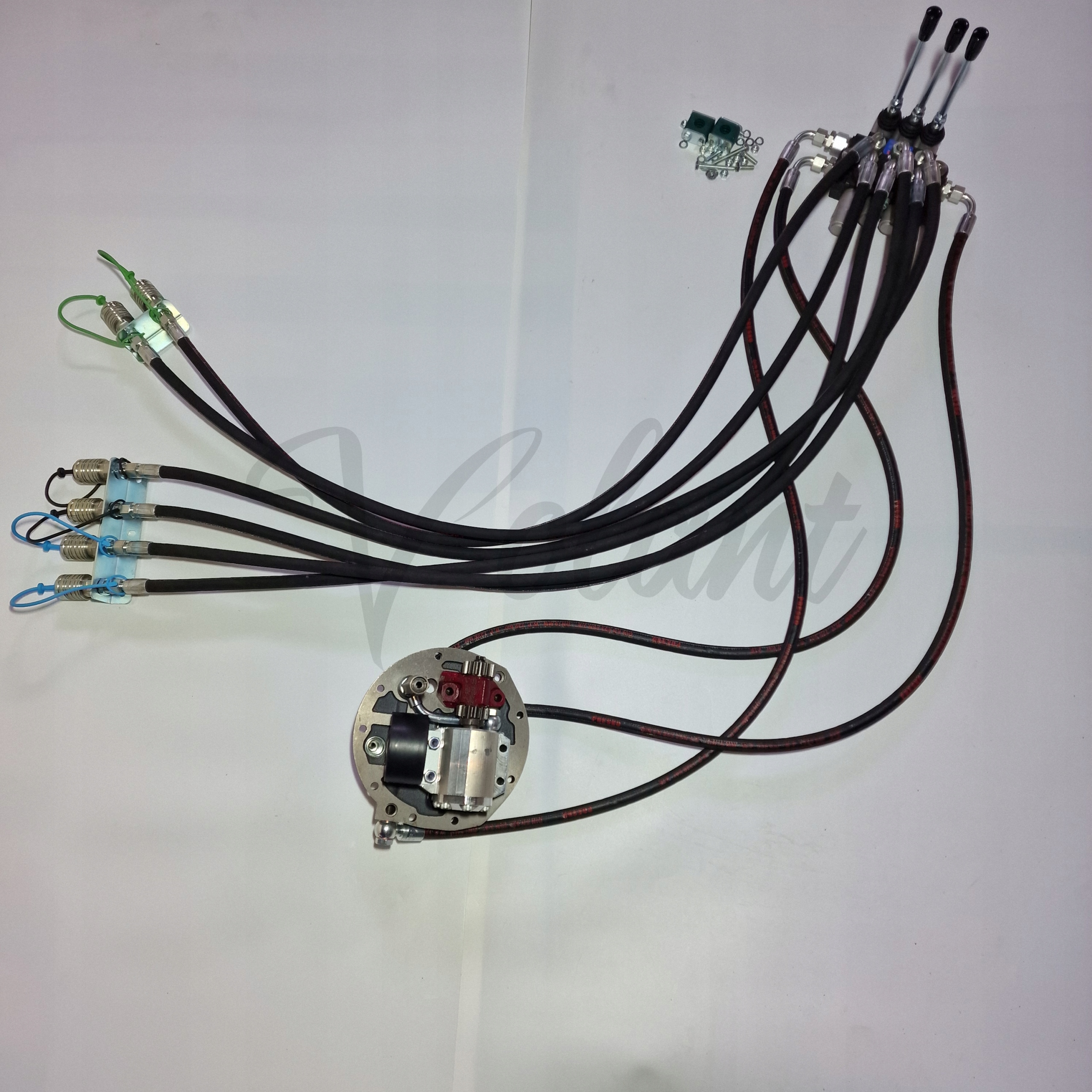 Rozdělovač 3 Sekční Vnější Ursus C-360 Spodní Kryt Čerpadla Trubky Sada