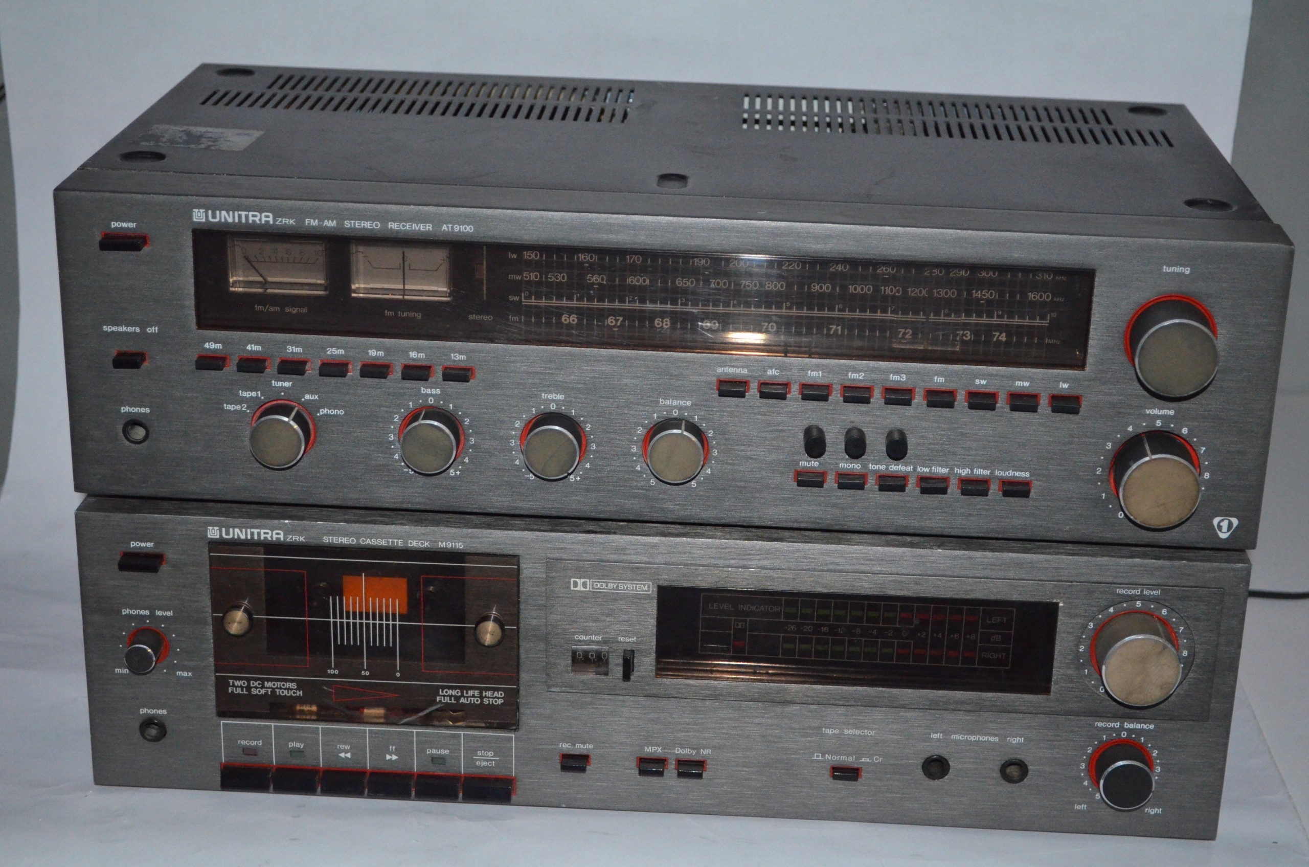 UNITRA ZRK wzmacniacz AT9100 + tuner M9115 Kod producenta Amplituner Unitra AT9100