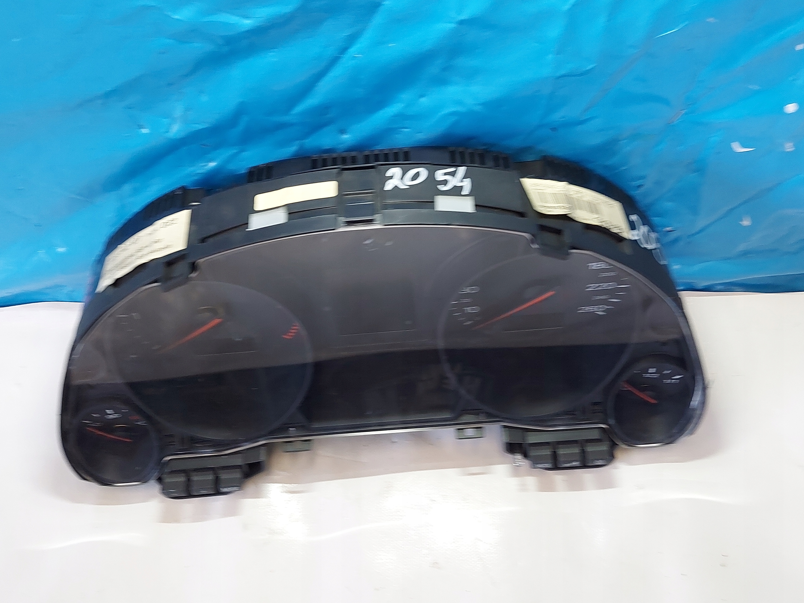 dials clock A4 B6 8H 2.5 TDI 8H0920930F
