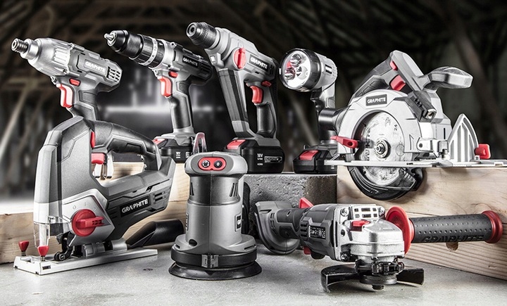 BEZSZCZOTKOWY KLUCZ UDAROWY AKUMULATOROWY MOCNY NA BATERIĘ GRAPHITE 18V Prędkość obrotowa 2700 obr./min