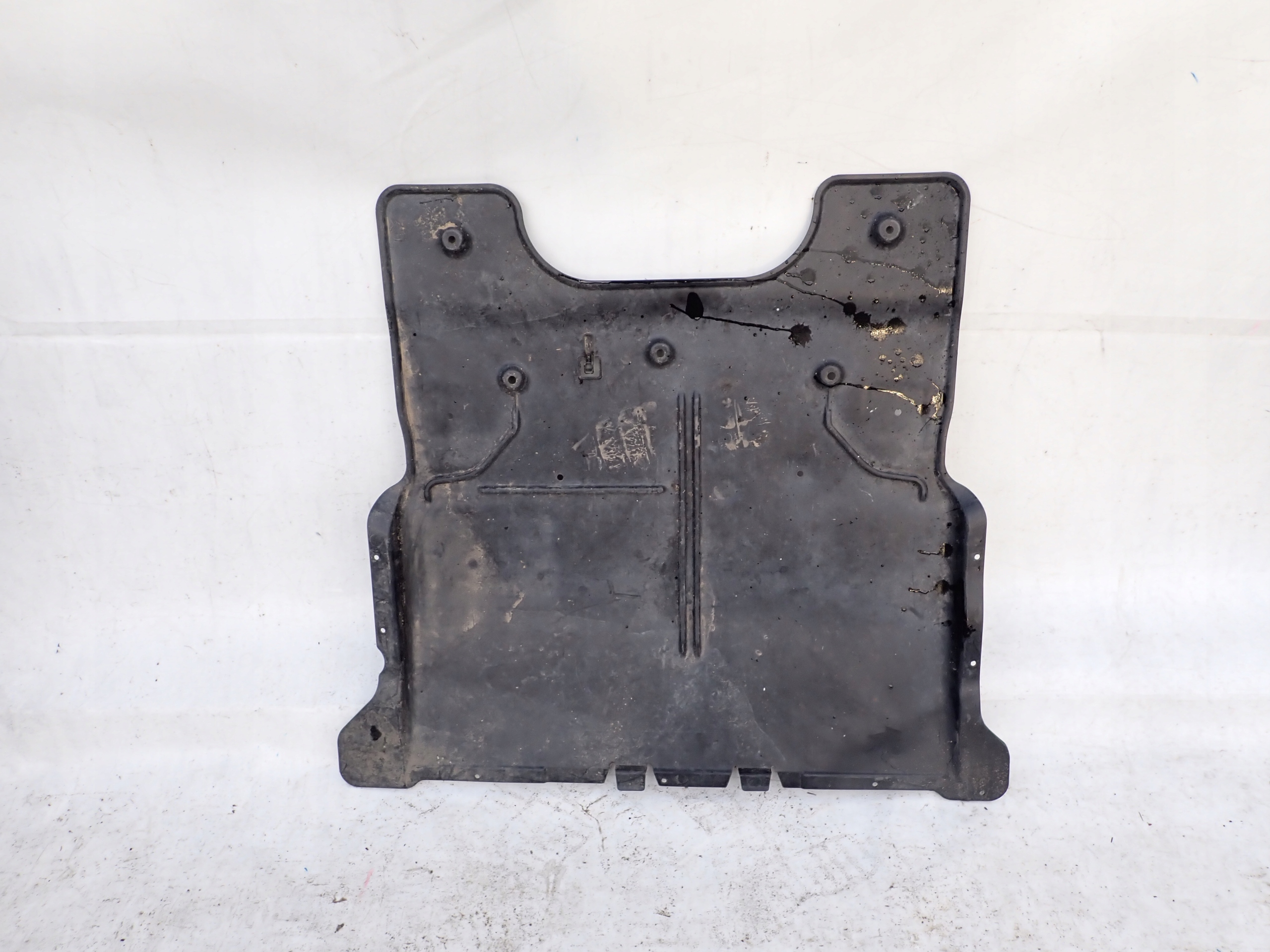 VW AUDI SEAT SKODA cover below engine 2Q0825236C
