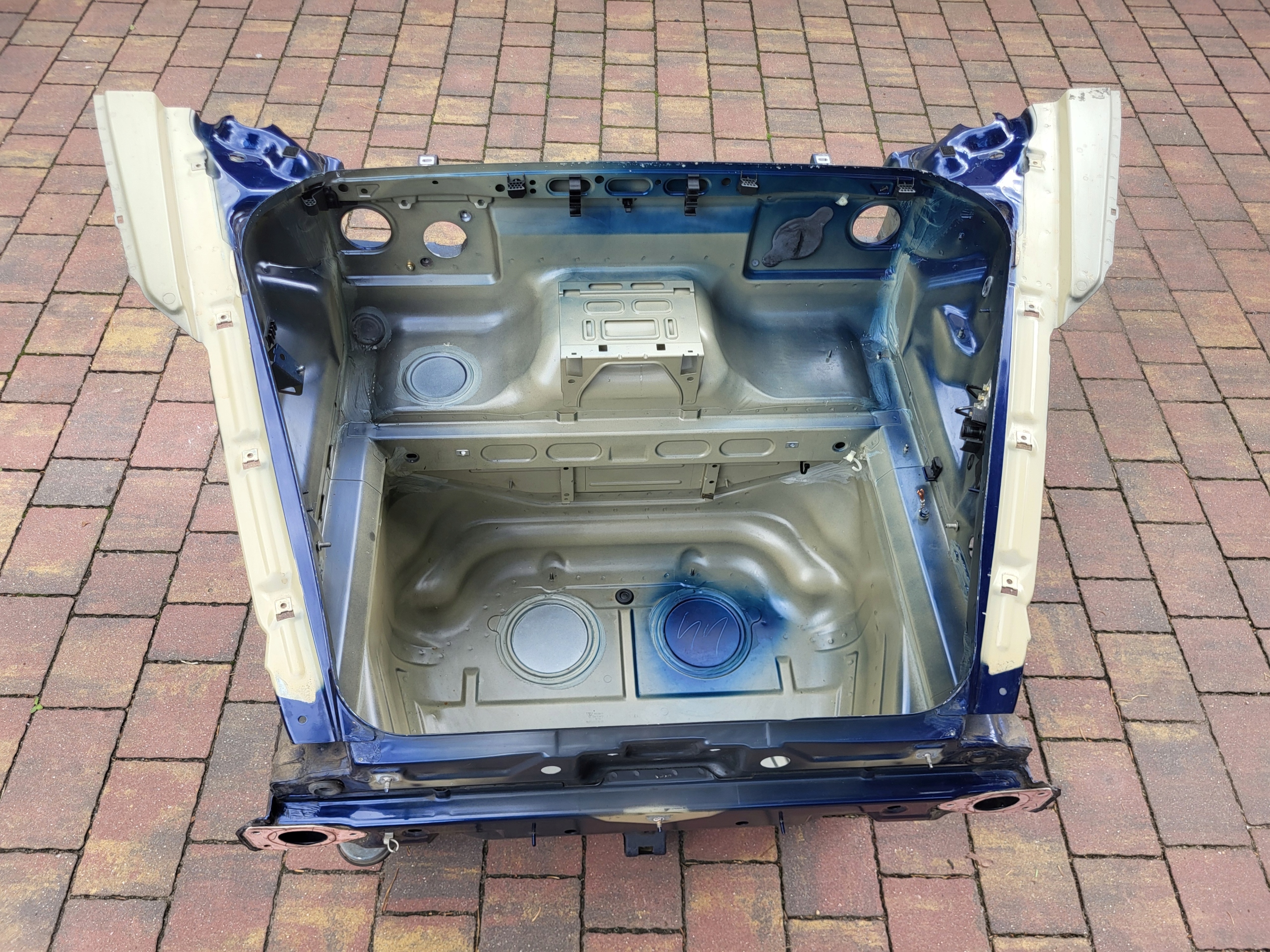 WANNA PODLUZNICA PAS PRZOD PORSCHE BOXSTER 987