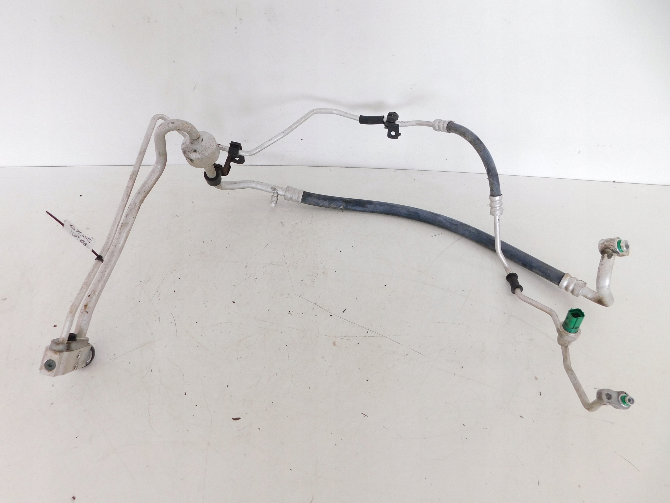 KIA PICANTO И ЛИФТ 1.0 ТРУБКА КОНДИЦИОНЕР КАБЕЛЬ