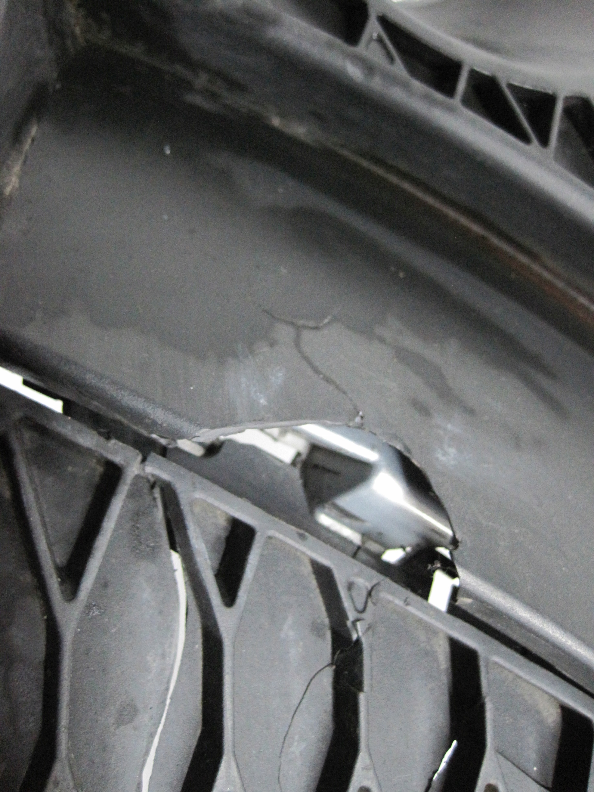 bumper Seat Altea 5P0 FR front front