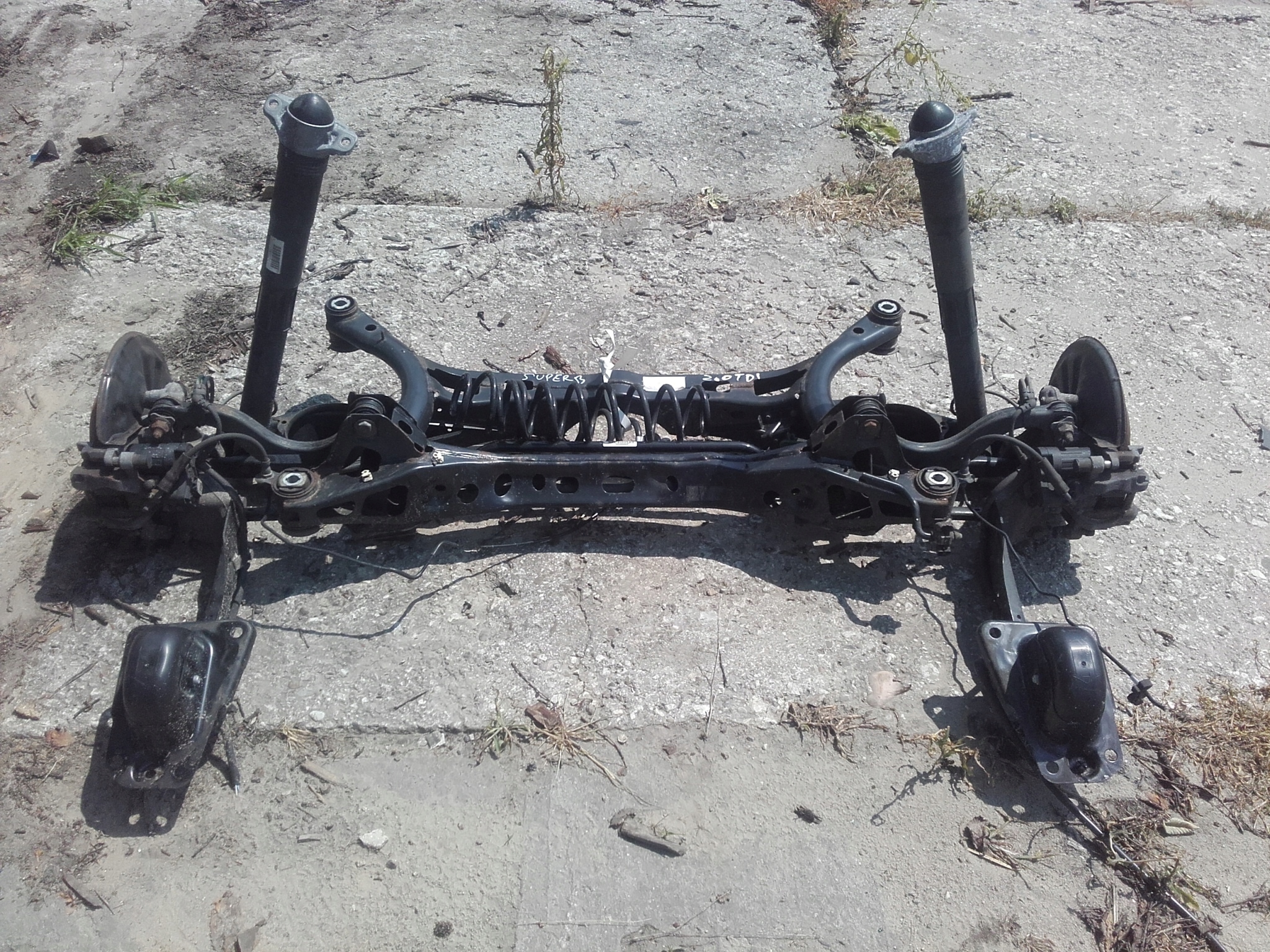 SKODA SUPERB III ZAWIESZENIE TYLNE TYŁ KOMPLETNE