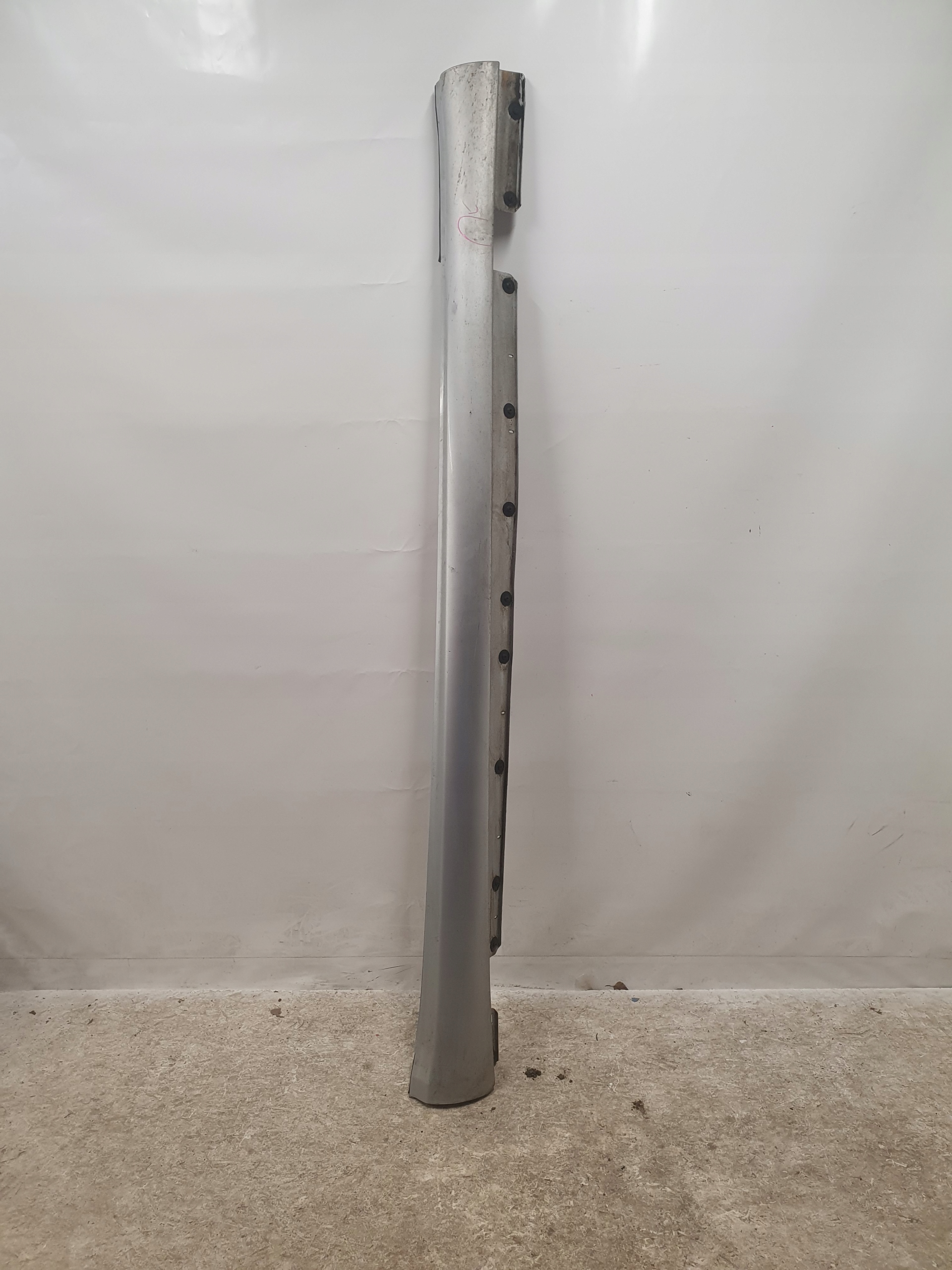 MERCEDES W219 6.3 AMG LISTWA PROGOWA PRAWY 2196980454 PRAWA