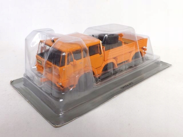 Tatra 813 1:43 DeA